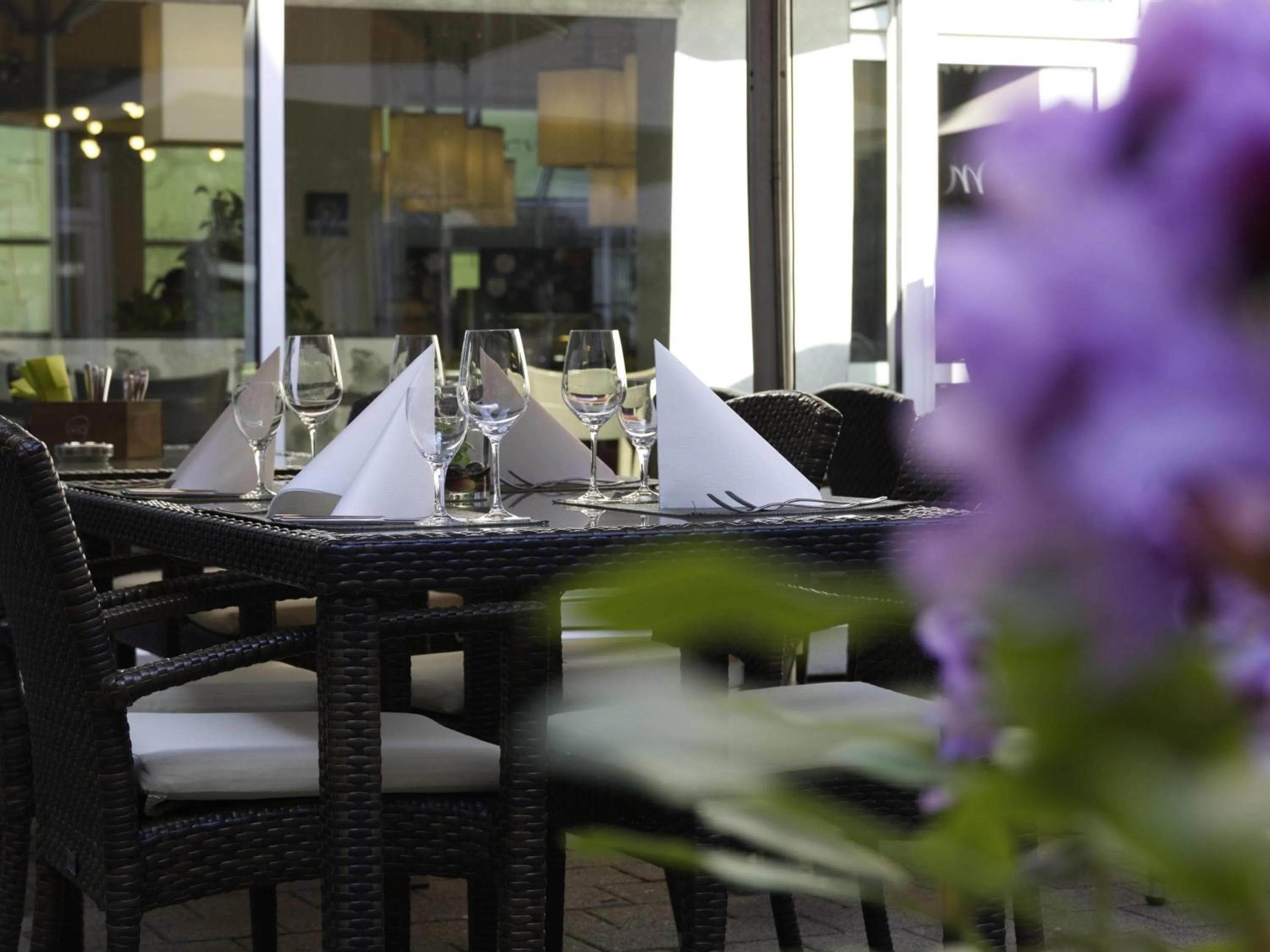 Restaurant/places to eat in Mercure Hotel Severinshof Köln City