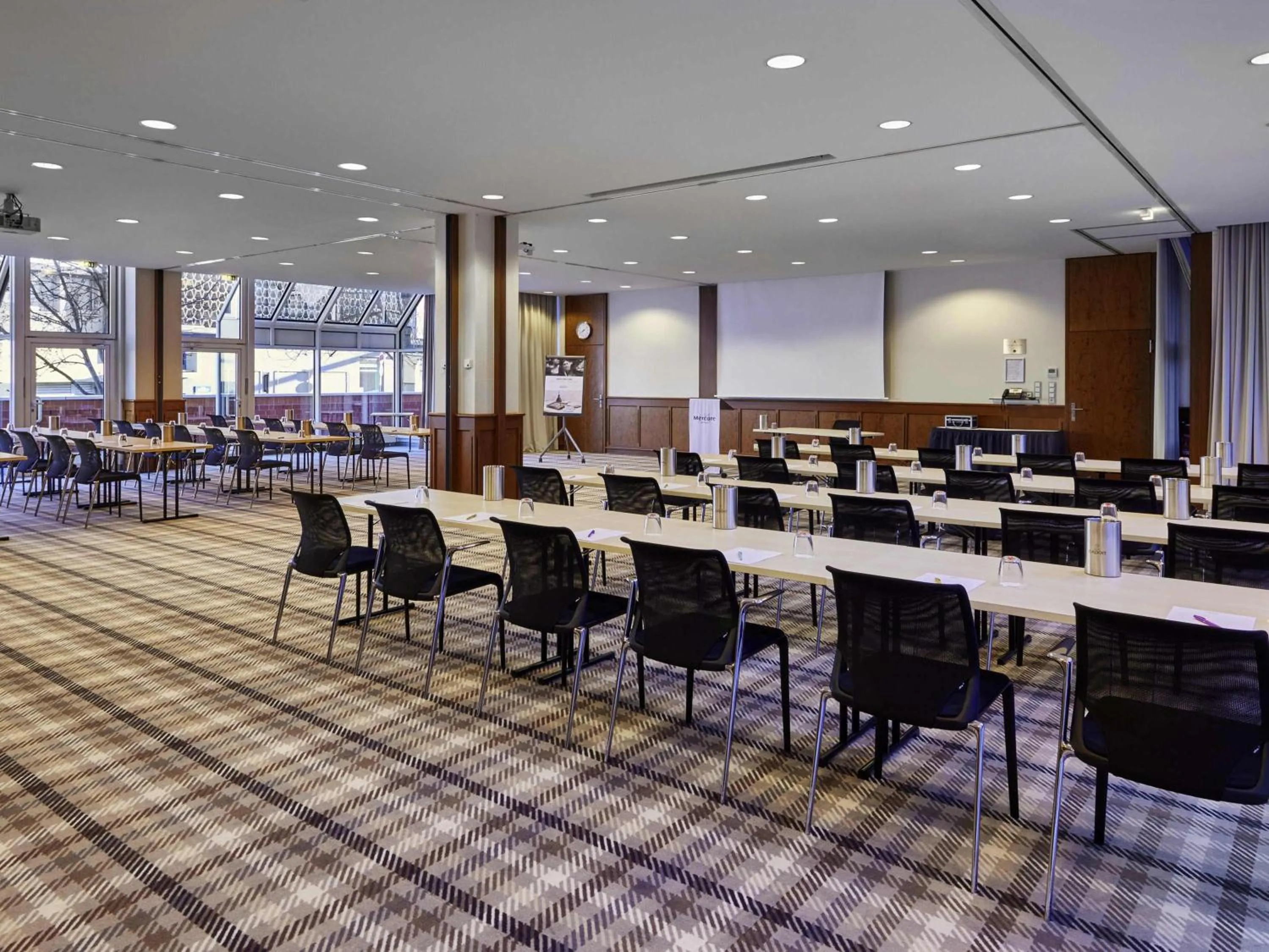 Meeting/conference room in Mercure Hotel Severinshof Köln City