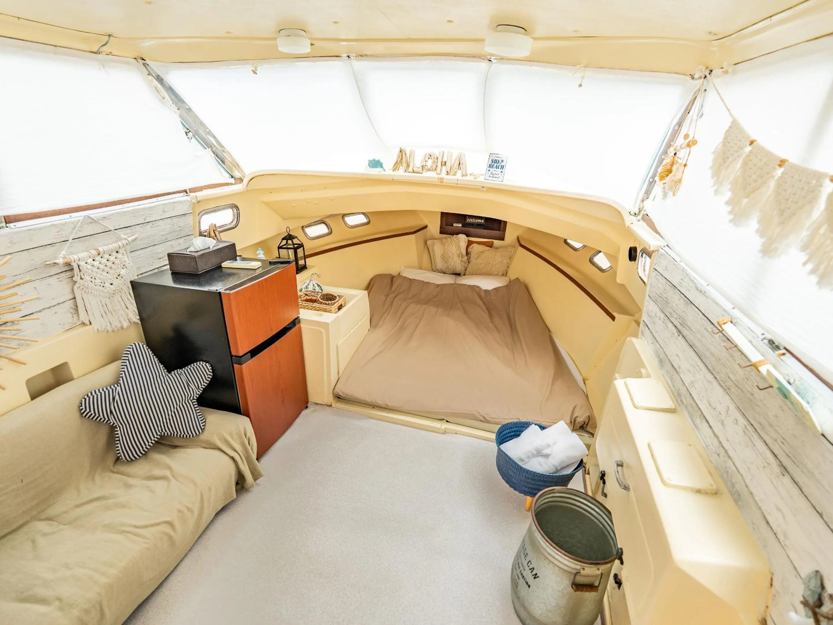 Photo of the whole room in Calm Lanai Harbor