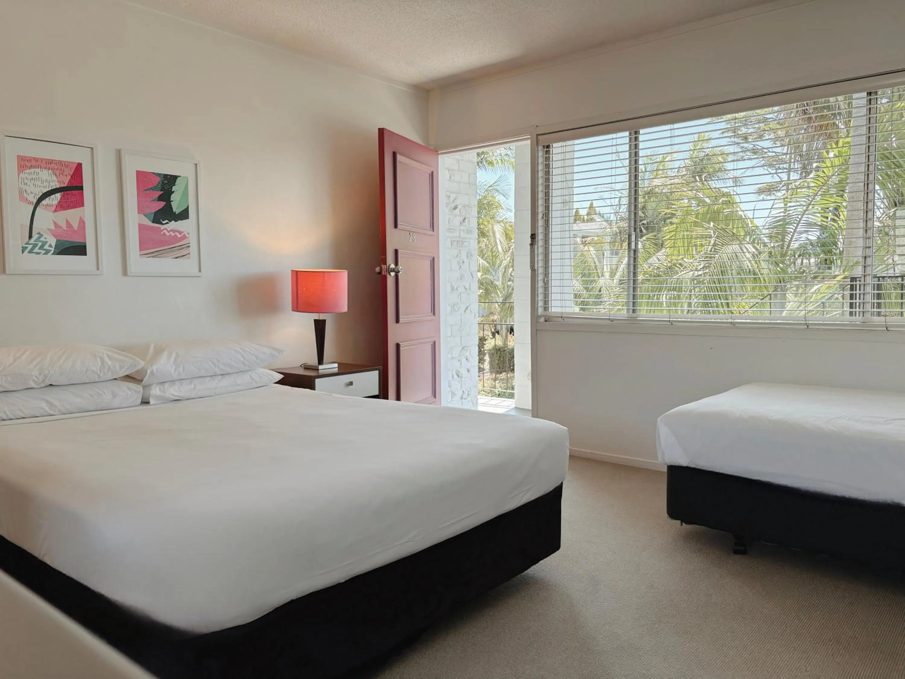 Bed in Mt Albert Motor Lodge