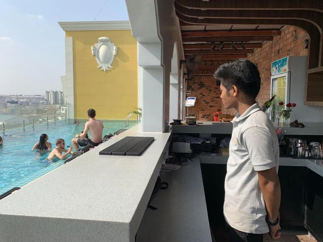 Swimming pool in TK VIEW HOTEL & APARTMENT