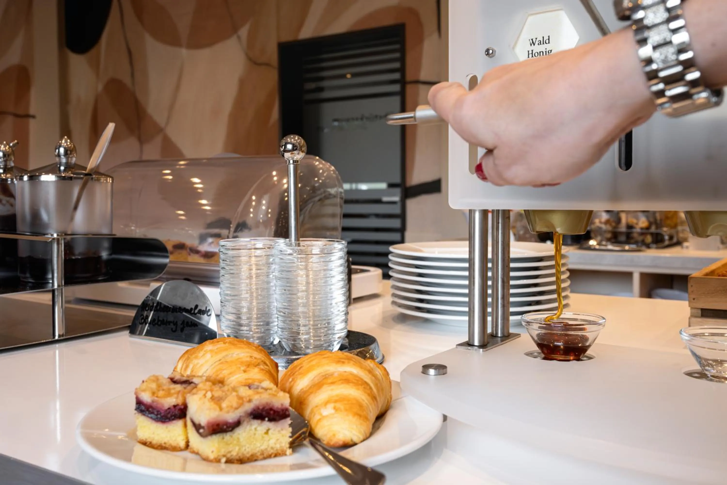 Breakfast in Hotel Astra