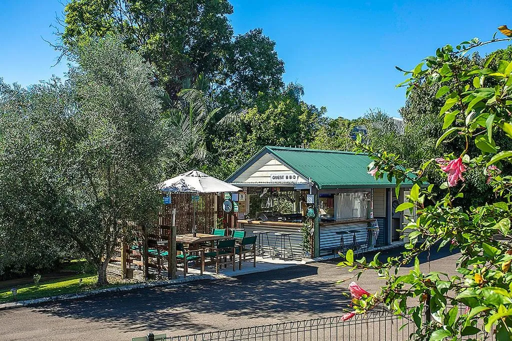 BBQ facilities in Tiaro Tourist Stopover