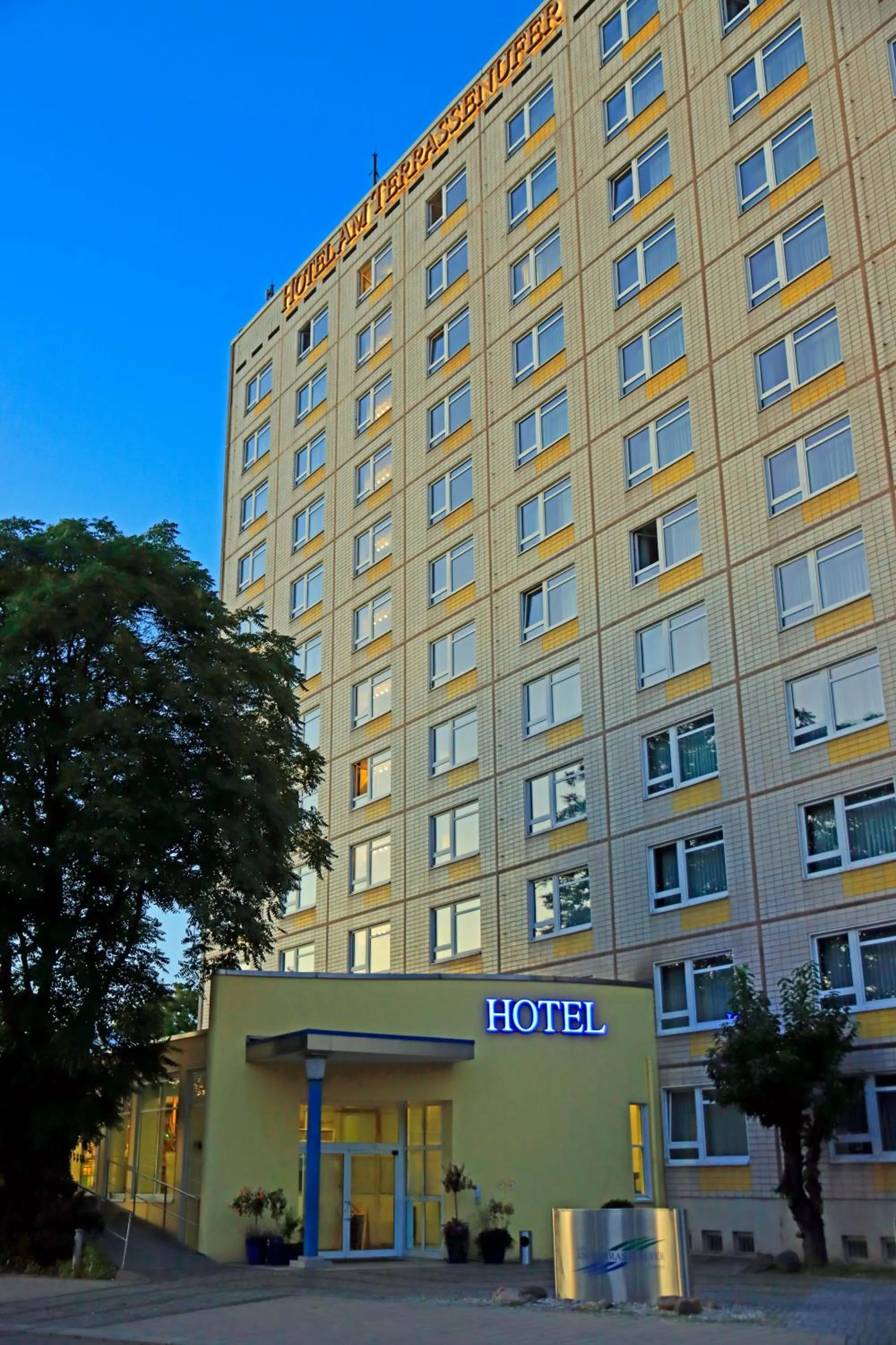 Property building in Hotel Am Terrassenufer