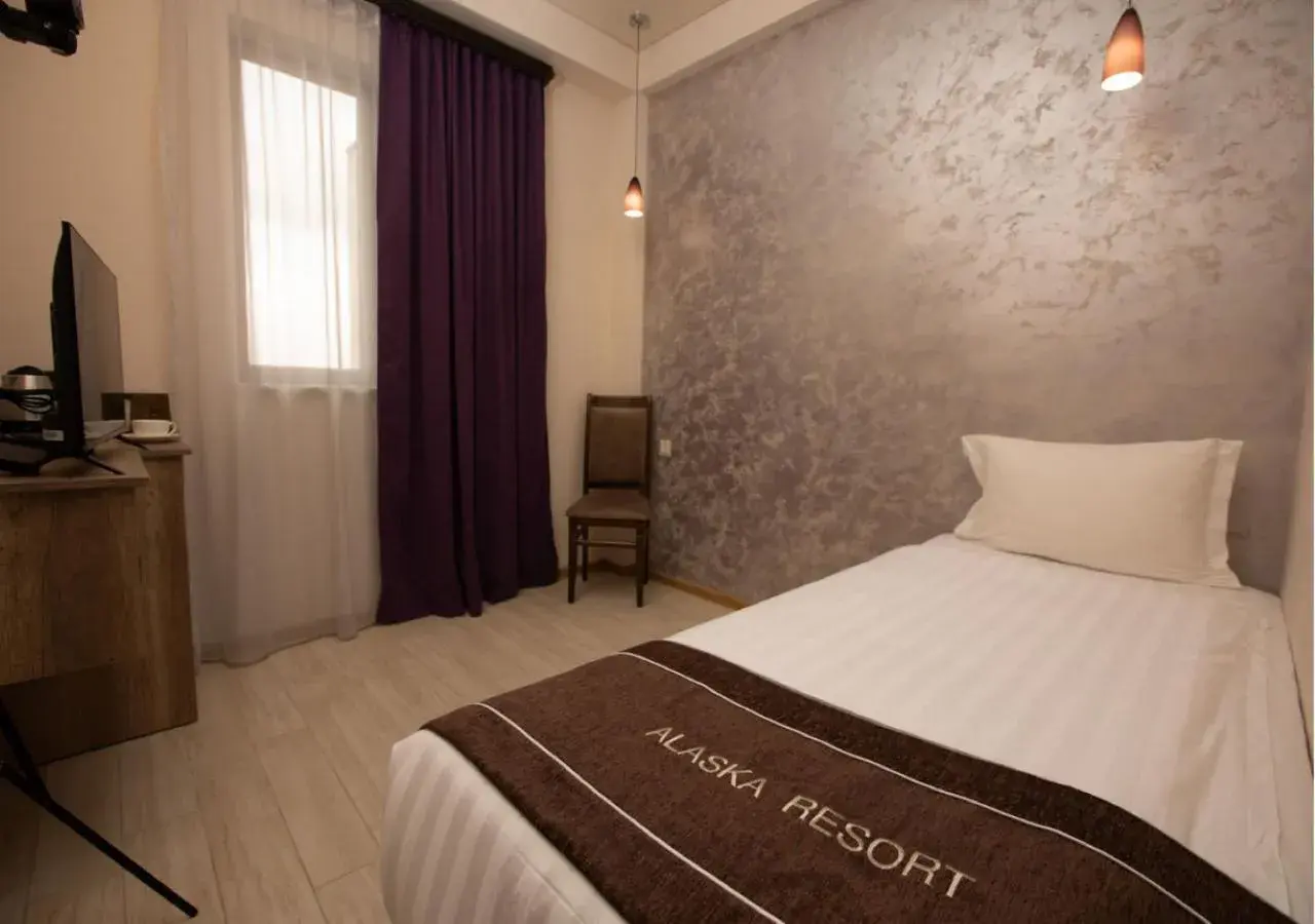 Junior Suite in Alaska Resort Junior Suite in Alaska Resort
