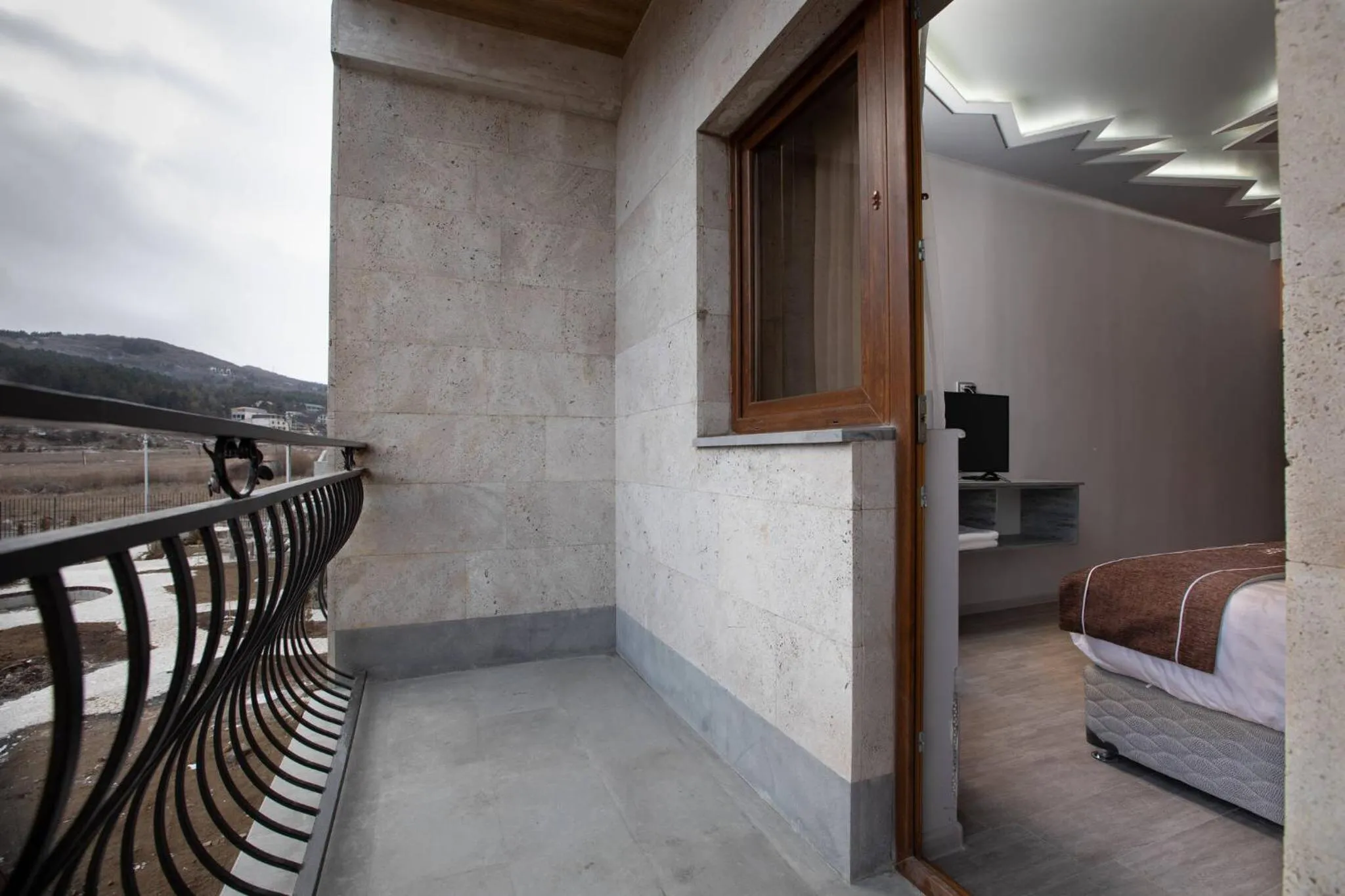 View (from property/room), Bed in Alaska Resort