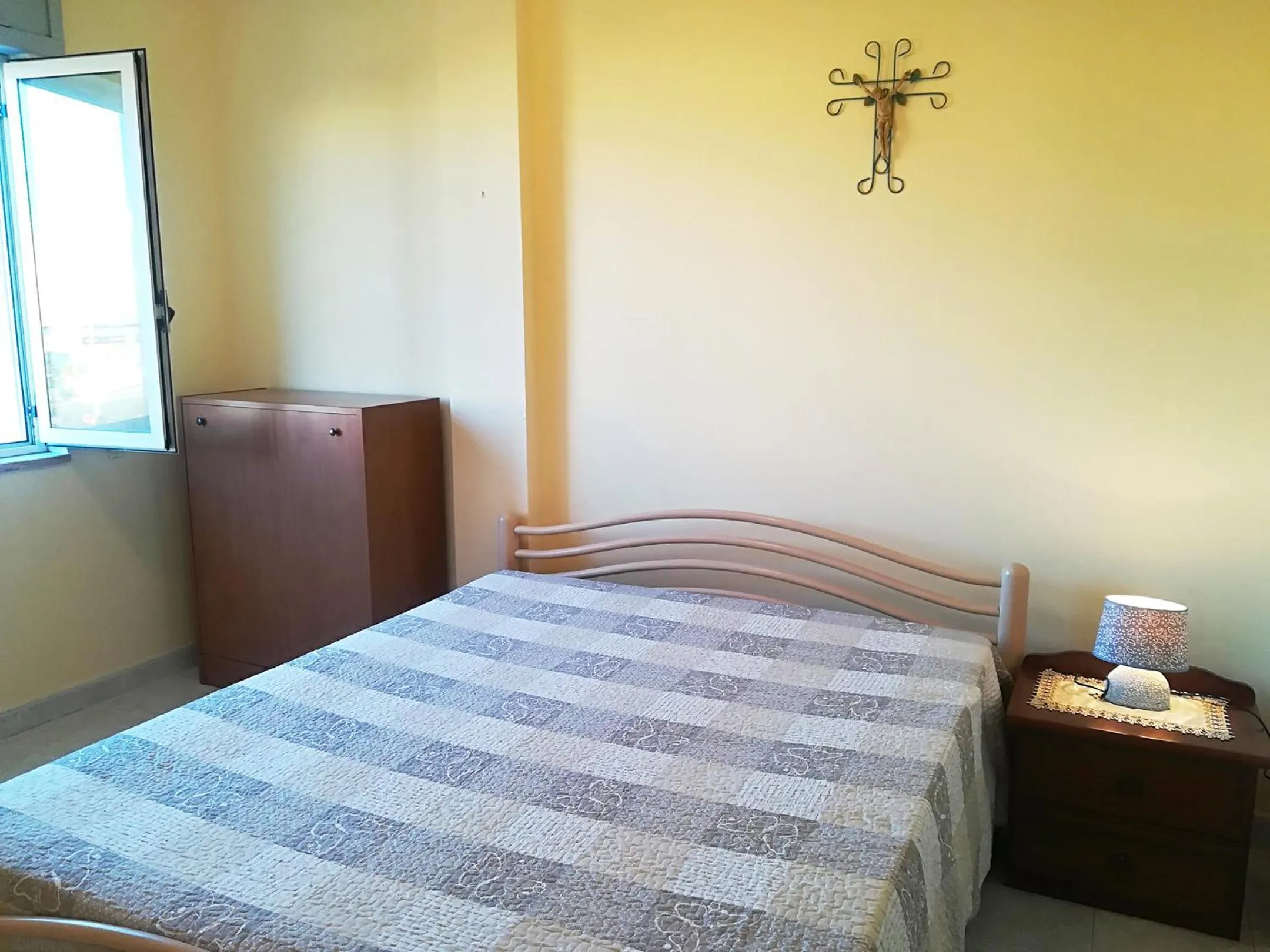 Bedroom, Bed in Near The Beach And The Center Of Otranto - Apartment Eleonora 5 Places