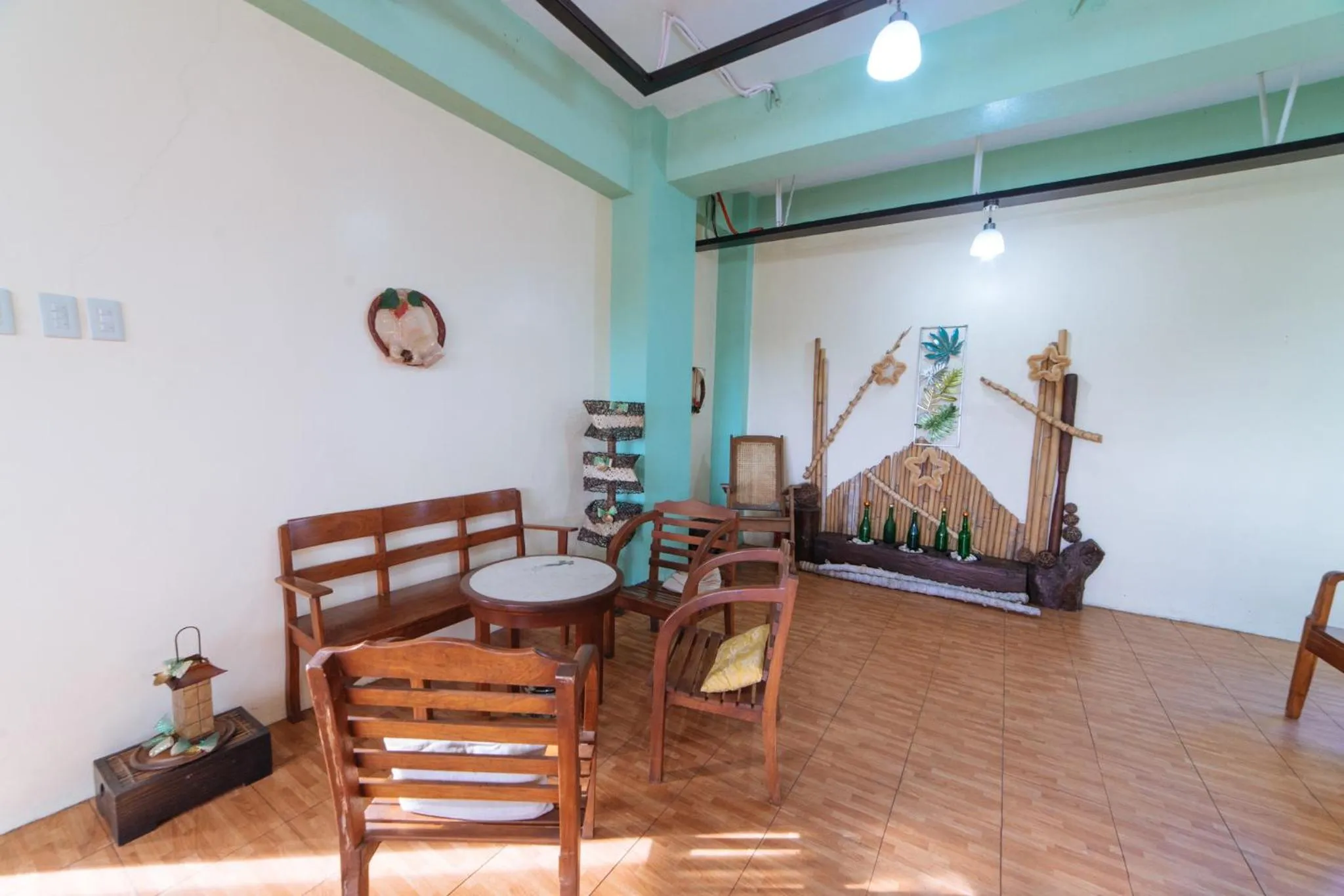 Lobby or reception in RedDoorz @ Arimbay Legazpi City