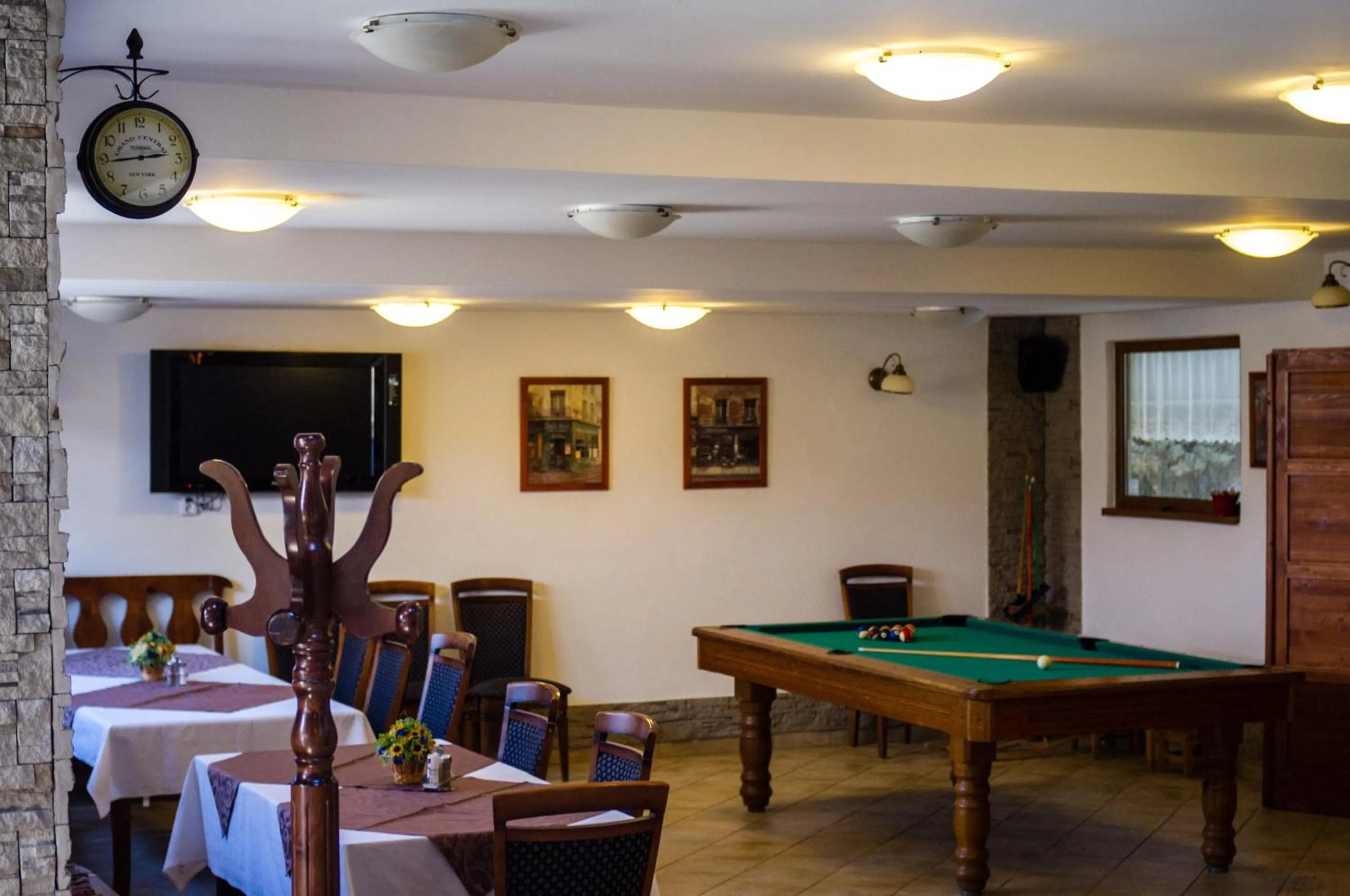 Billiard in Penzión Vila Petra Bed&Breakfast