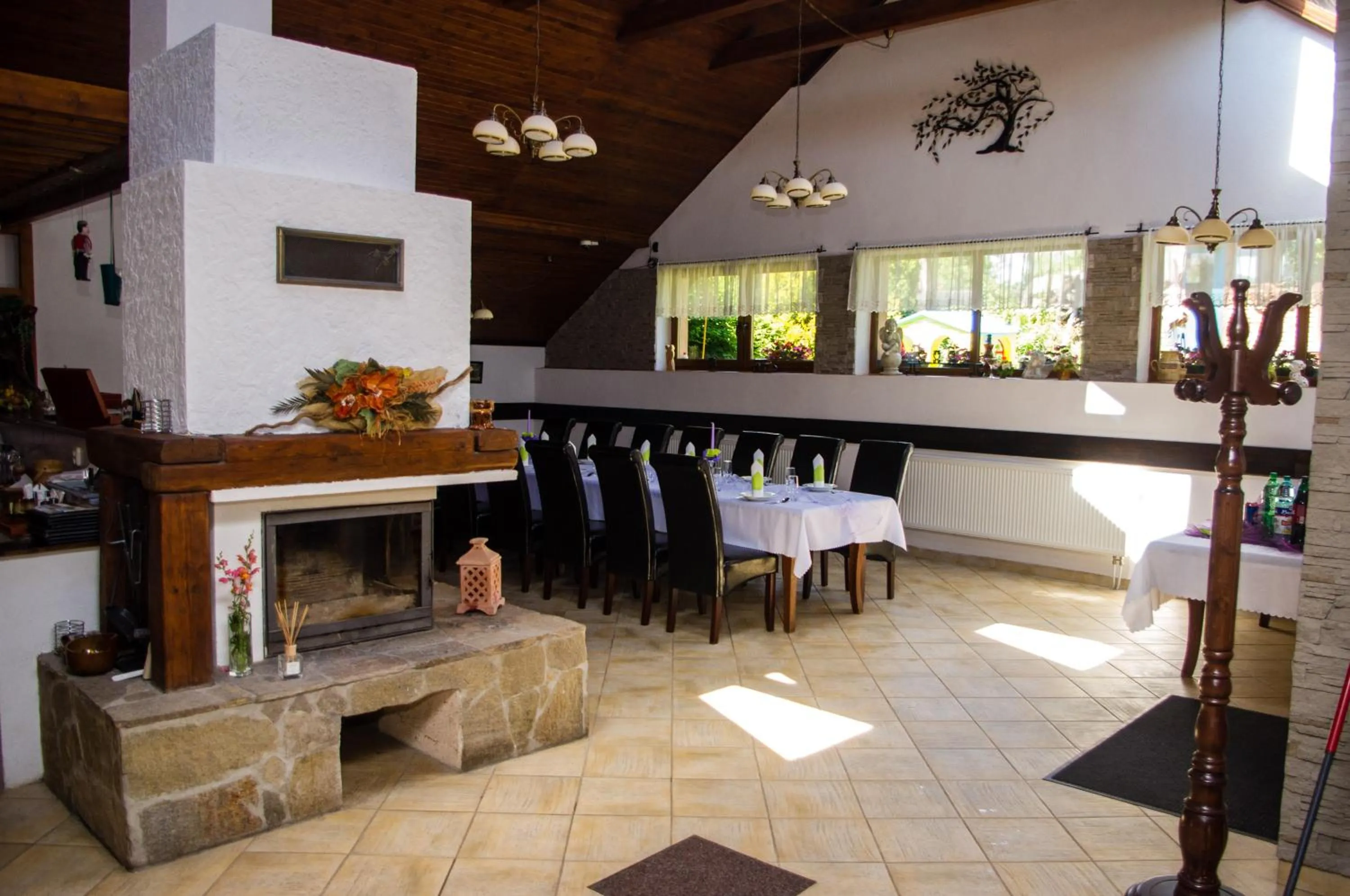 Food and drinks in Penzión Vila Petra Bed&Breakfast