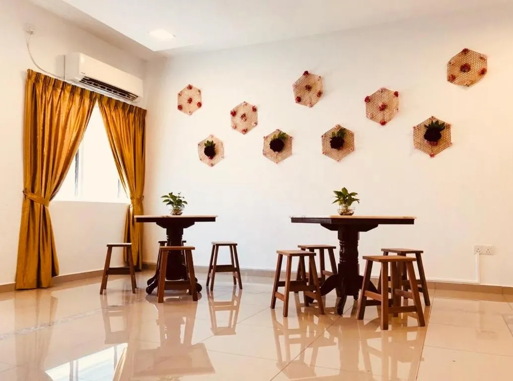 Art Heritage at Lucky 7