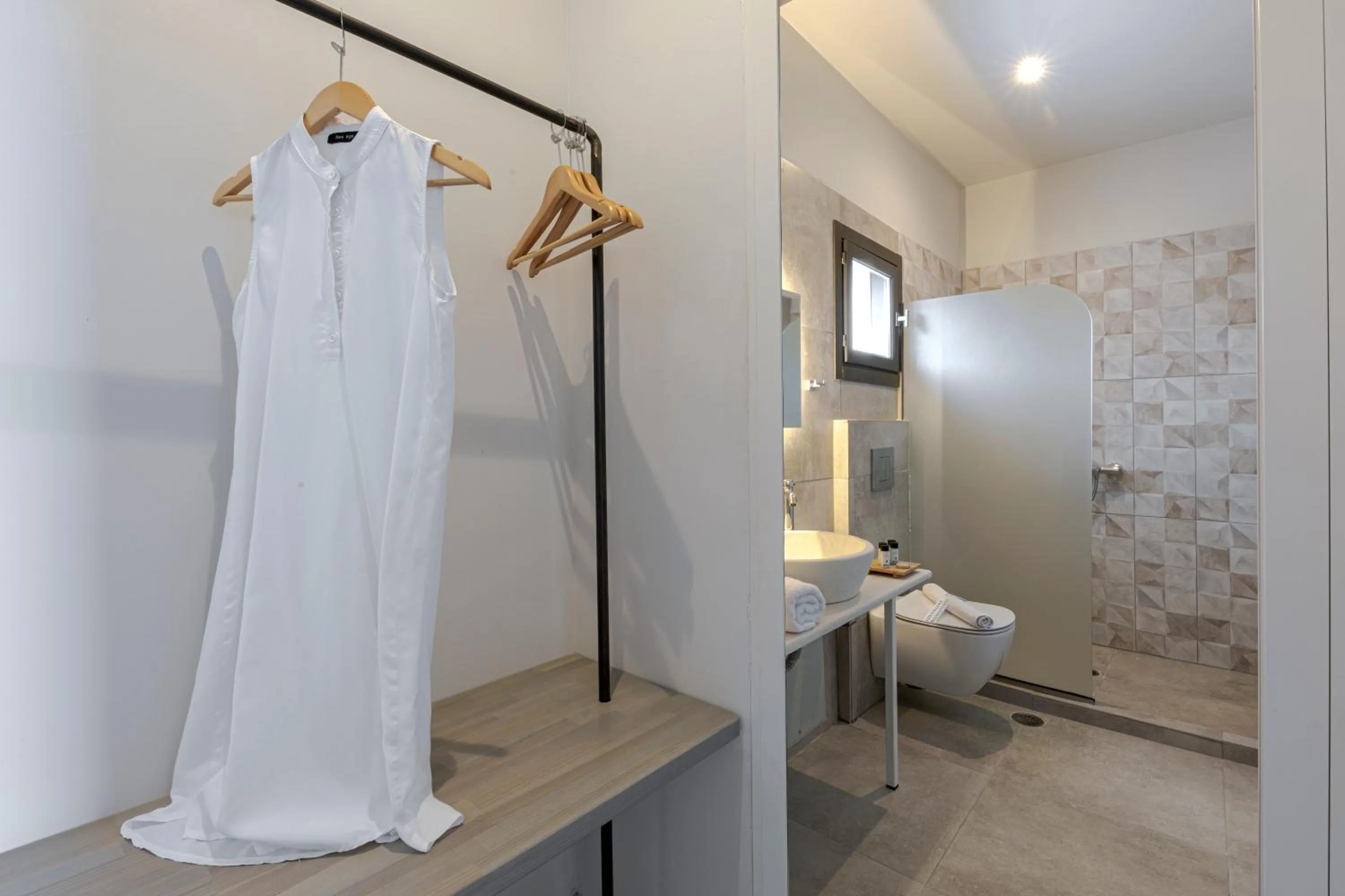 Bathroom in Pearl Inn Hotel by Pearl Hotel Collection