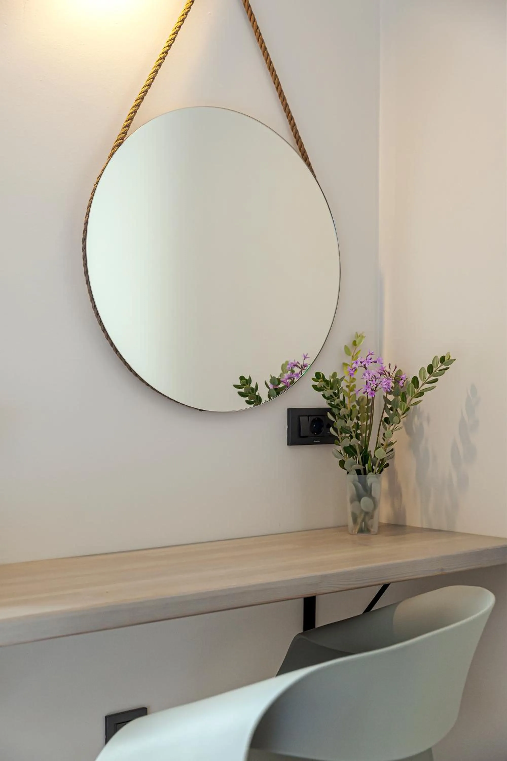 Decorative detail in Pearl Inn Hotel by Pearl Hotel Collection