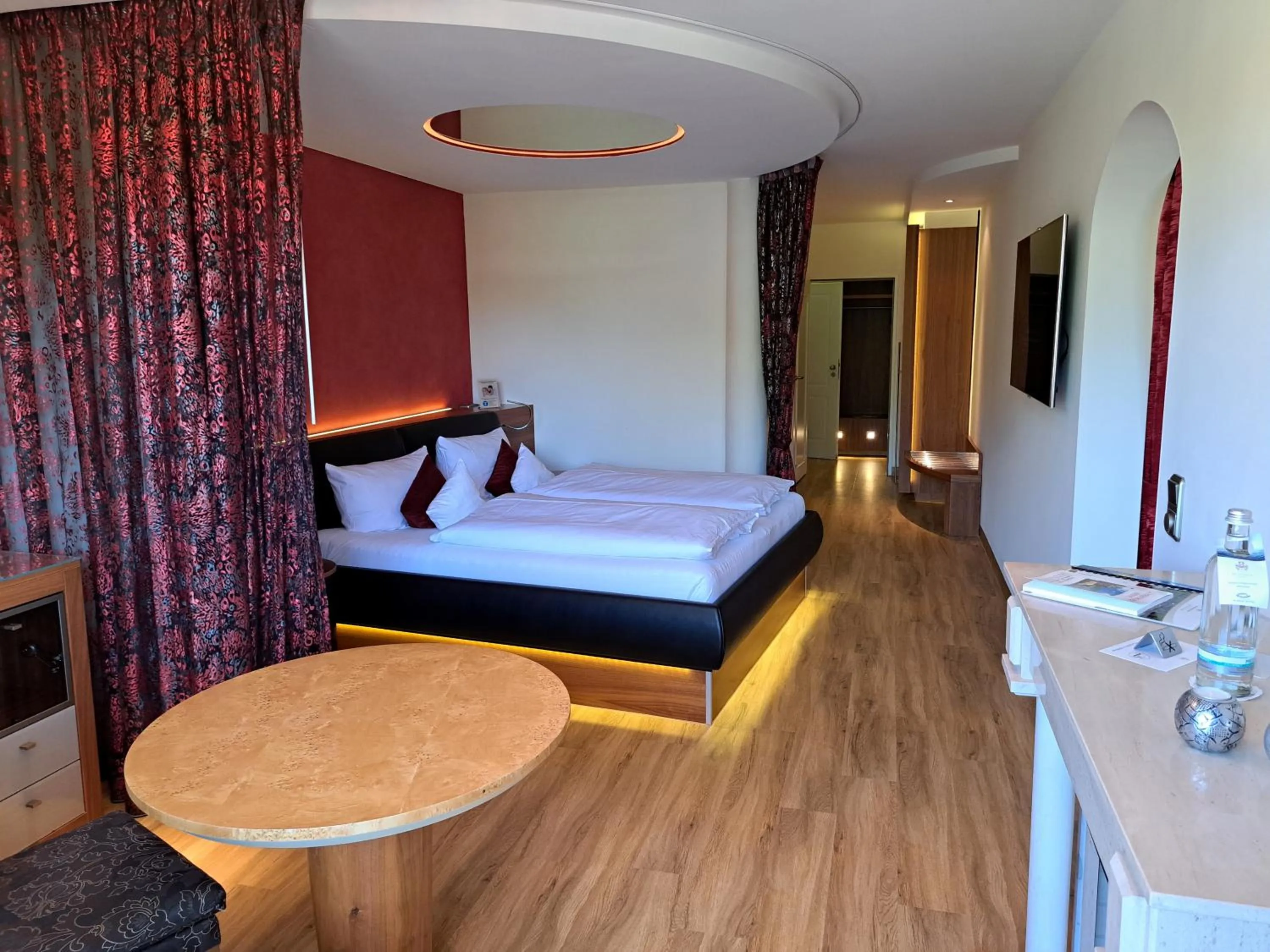 Bedroom, Bed in Hotel Heide Kröpke