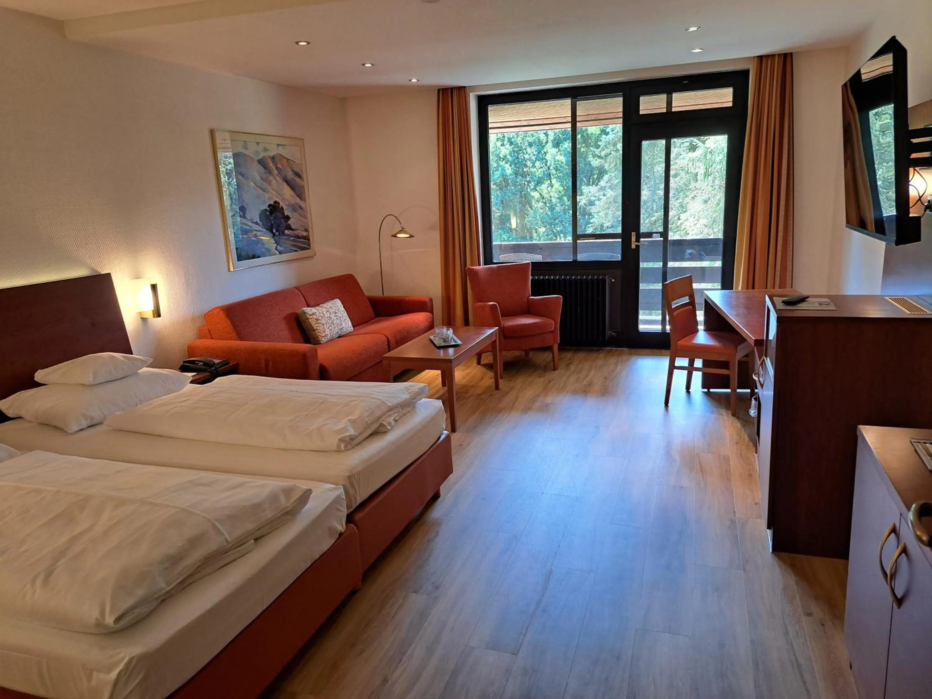 Balcony/Terrace, Bed in Hotel Heide Kröpke