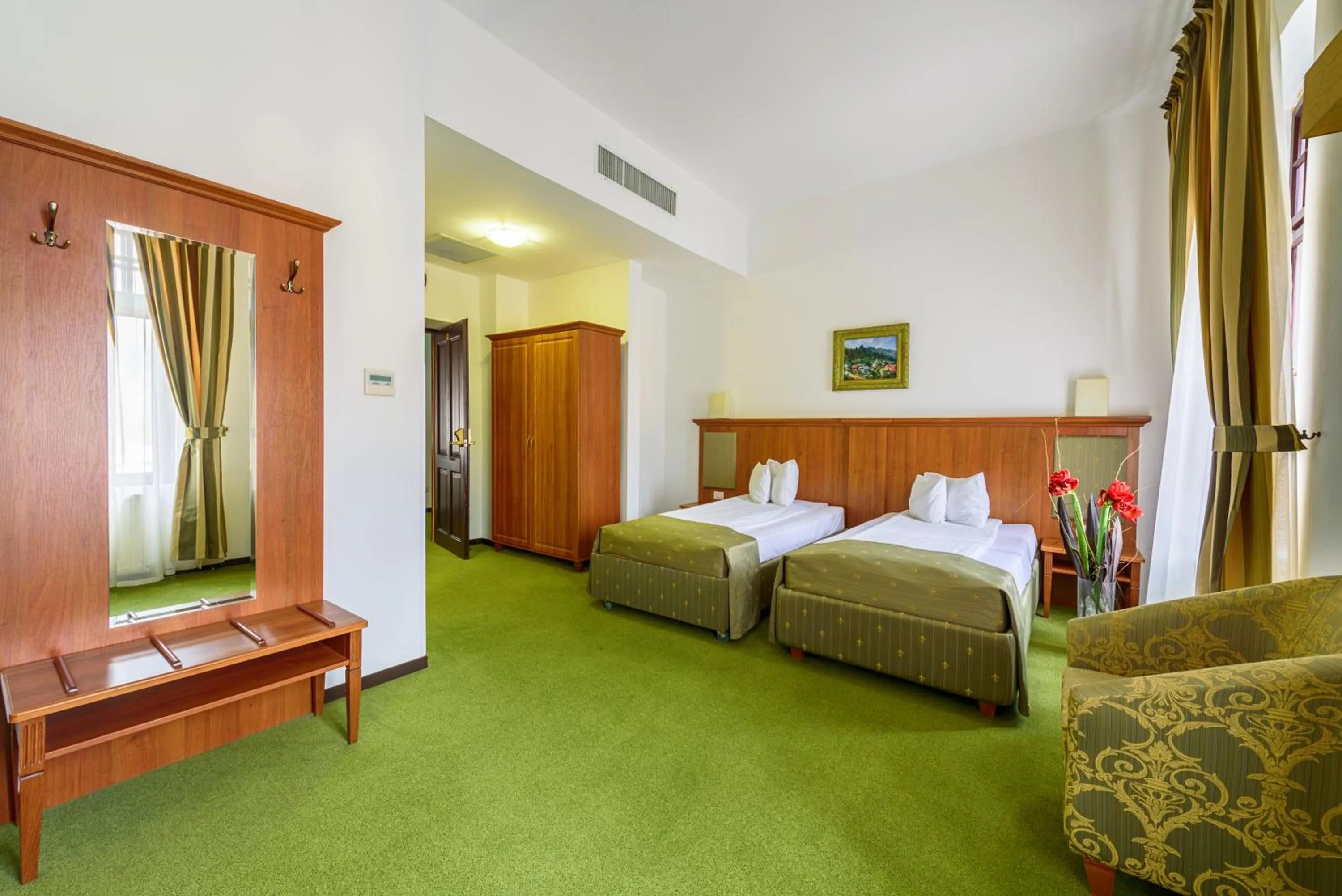 Bedroom, Bed in Hotel Palace