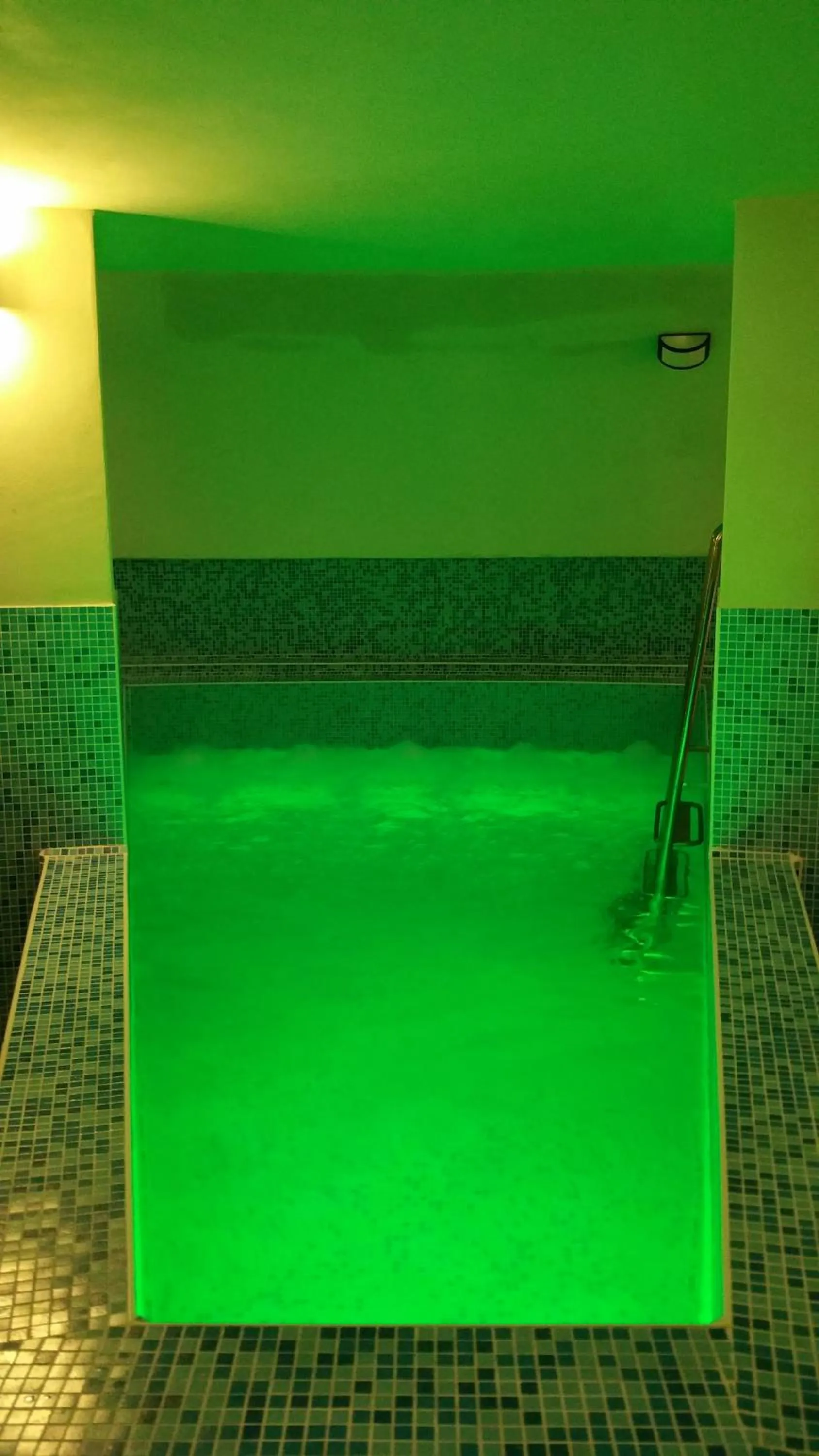 Hot Tub in Hotel Palace