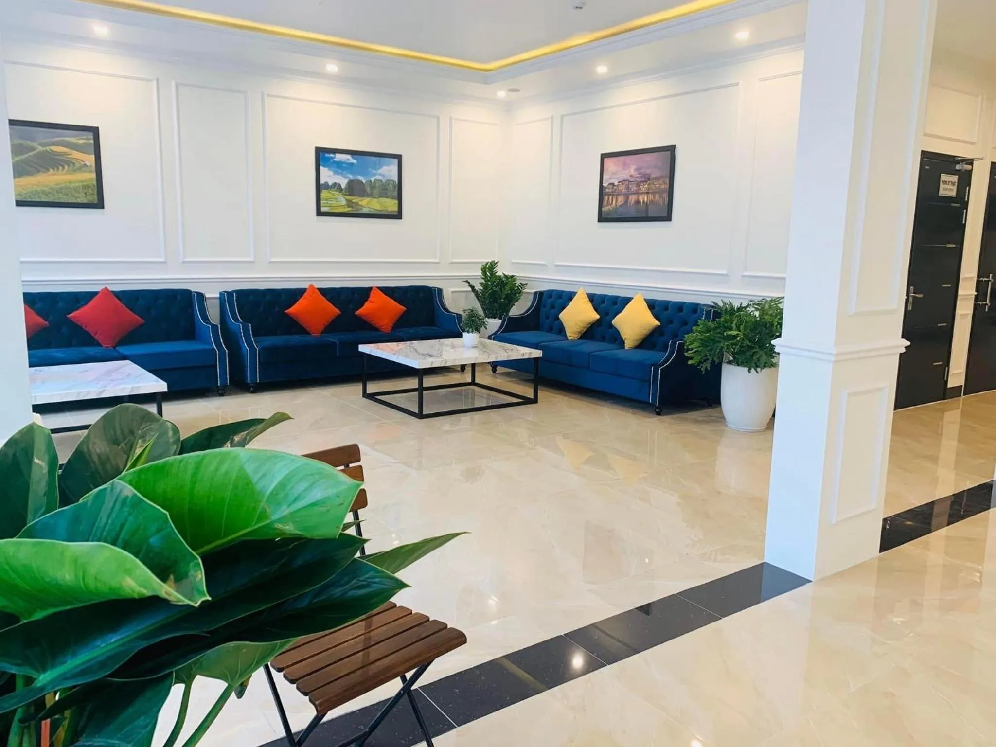 Lobby or reception in Paragon House and Residence