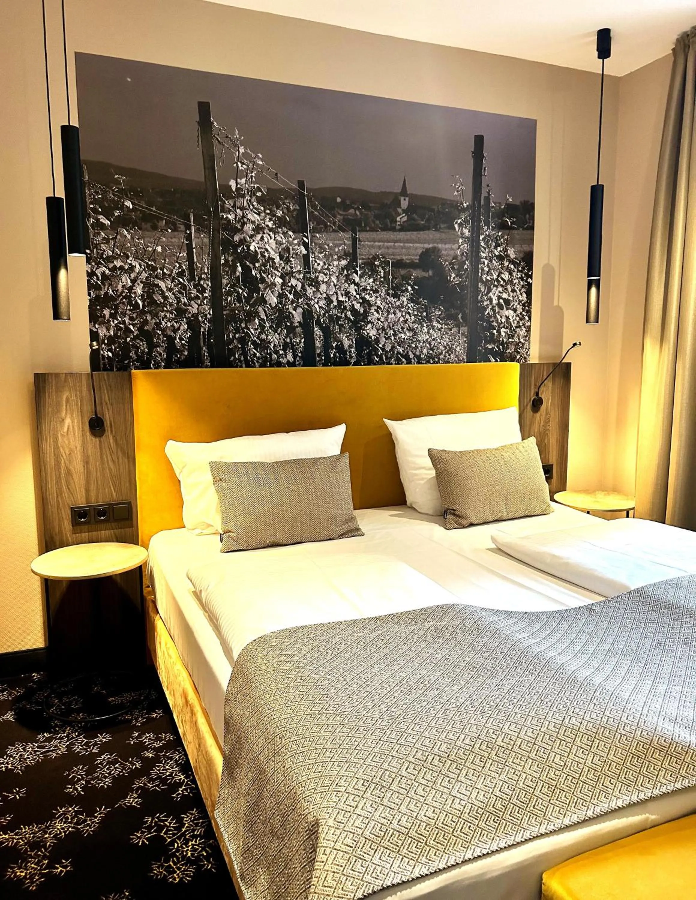 Bed in Akzent Waldhotel Rheingau