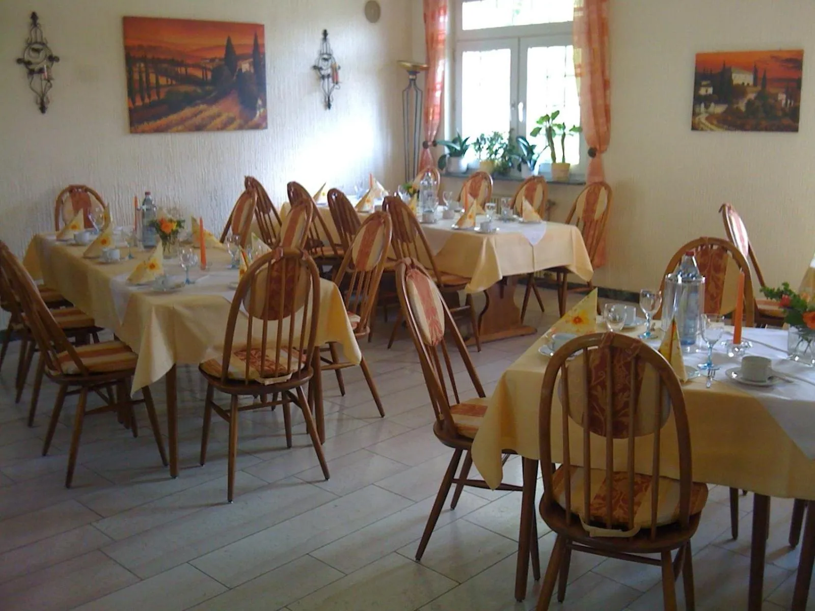 Restaurant/places to eat in Hotel Reinhold