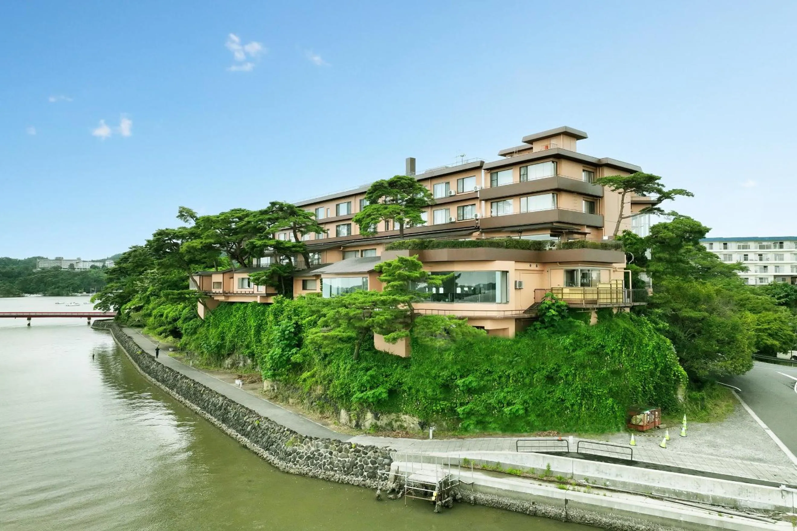 Property building in Komatsu-kan Kofu-tei