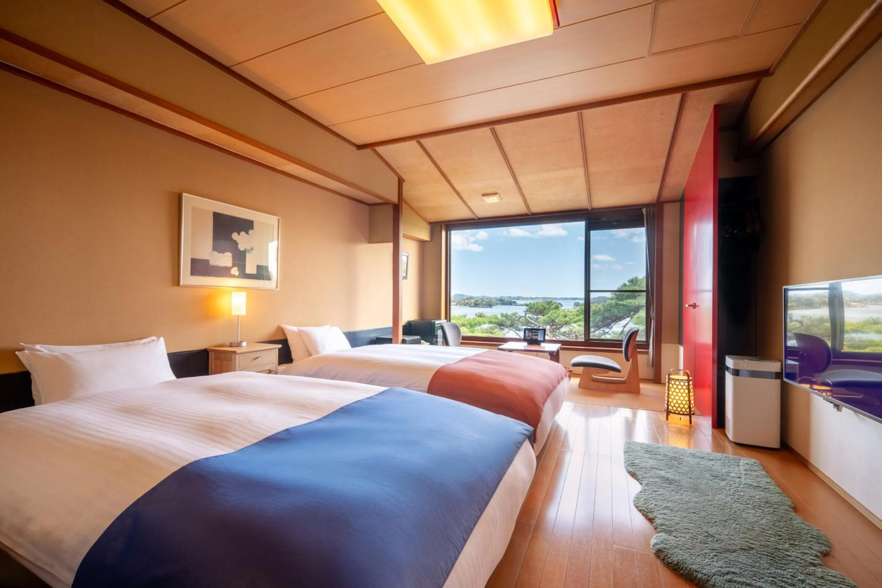 Photo of the whole room, Bed in Komatsu-kan Kofu-tei