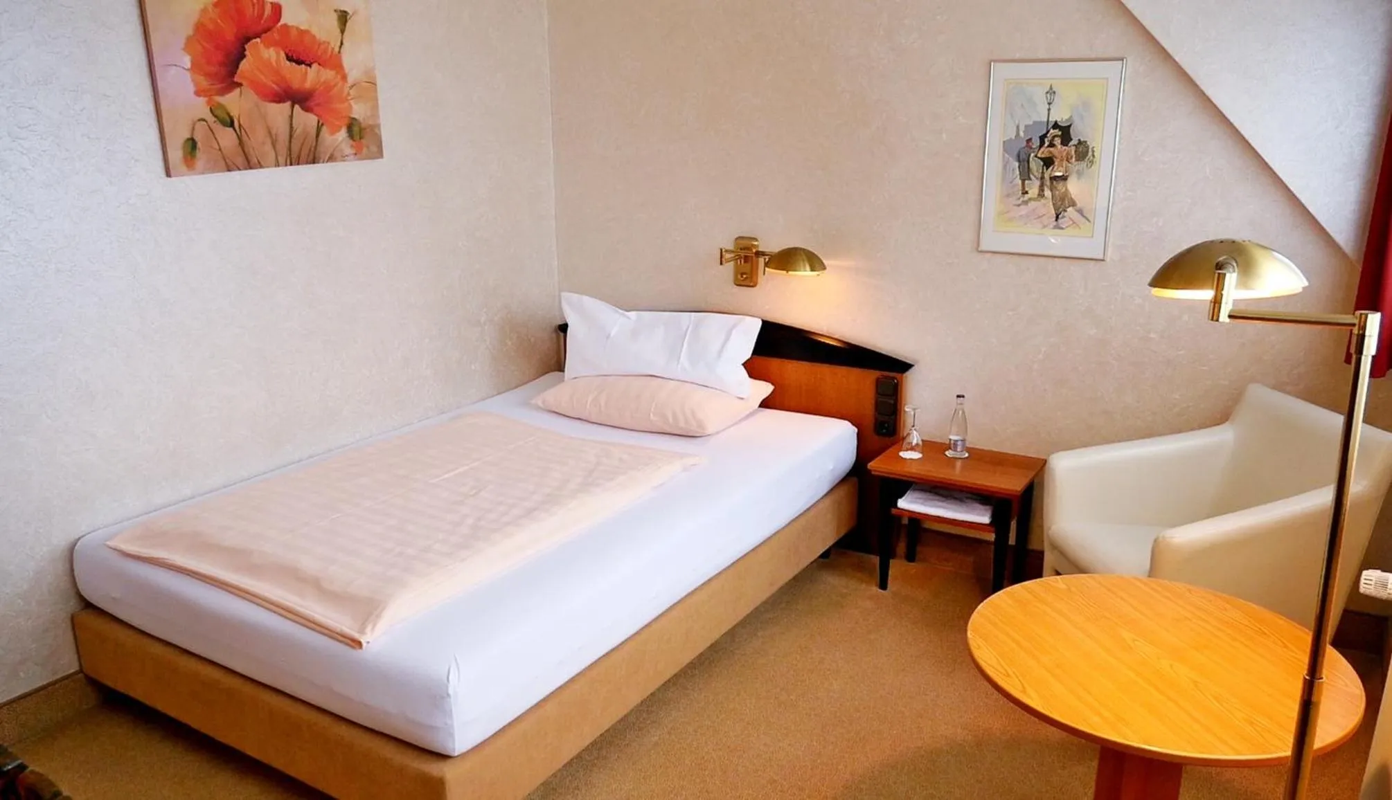 Bed in Hotel Jugendstil