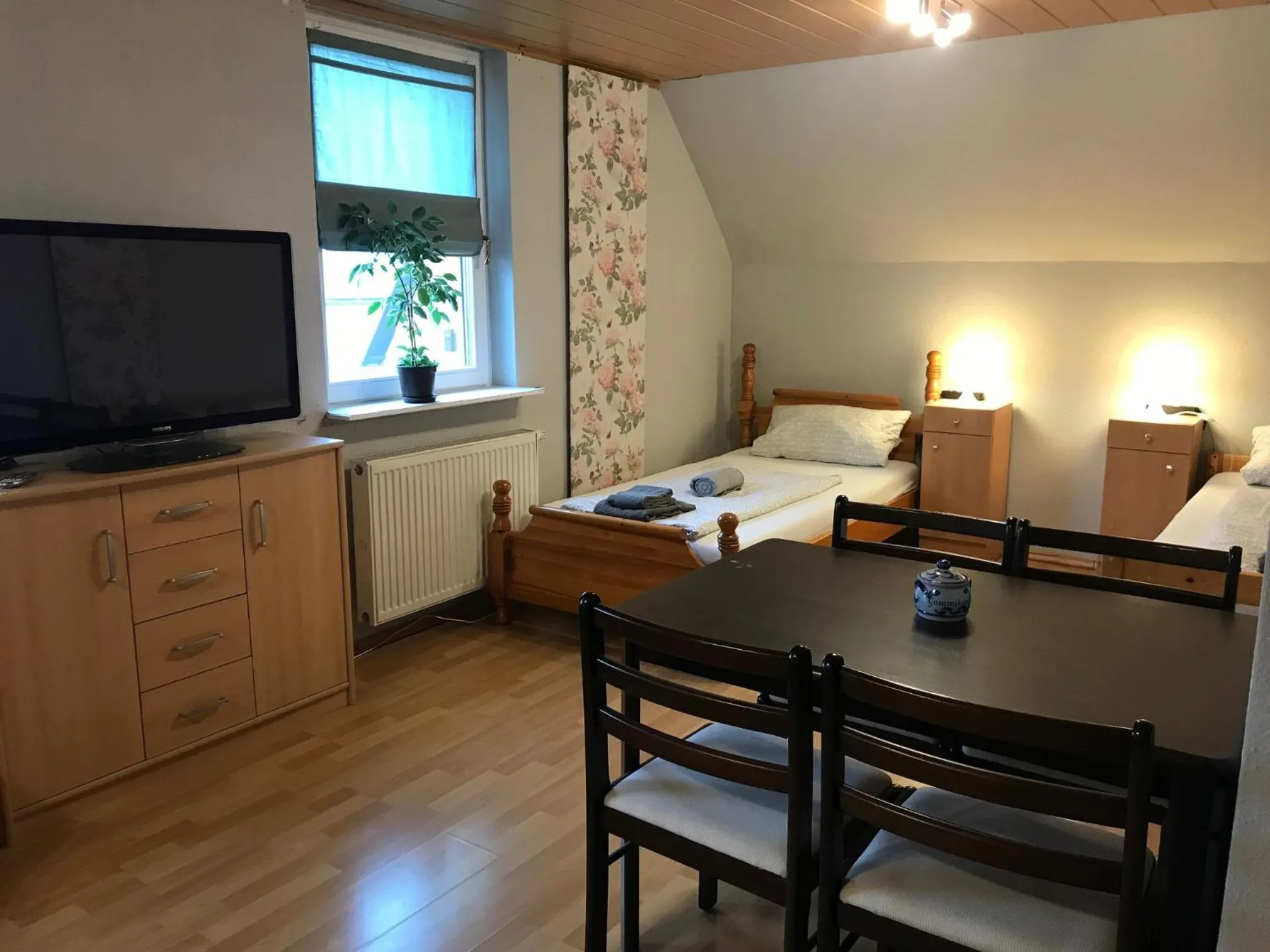Bed in Pension Deinhardt