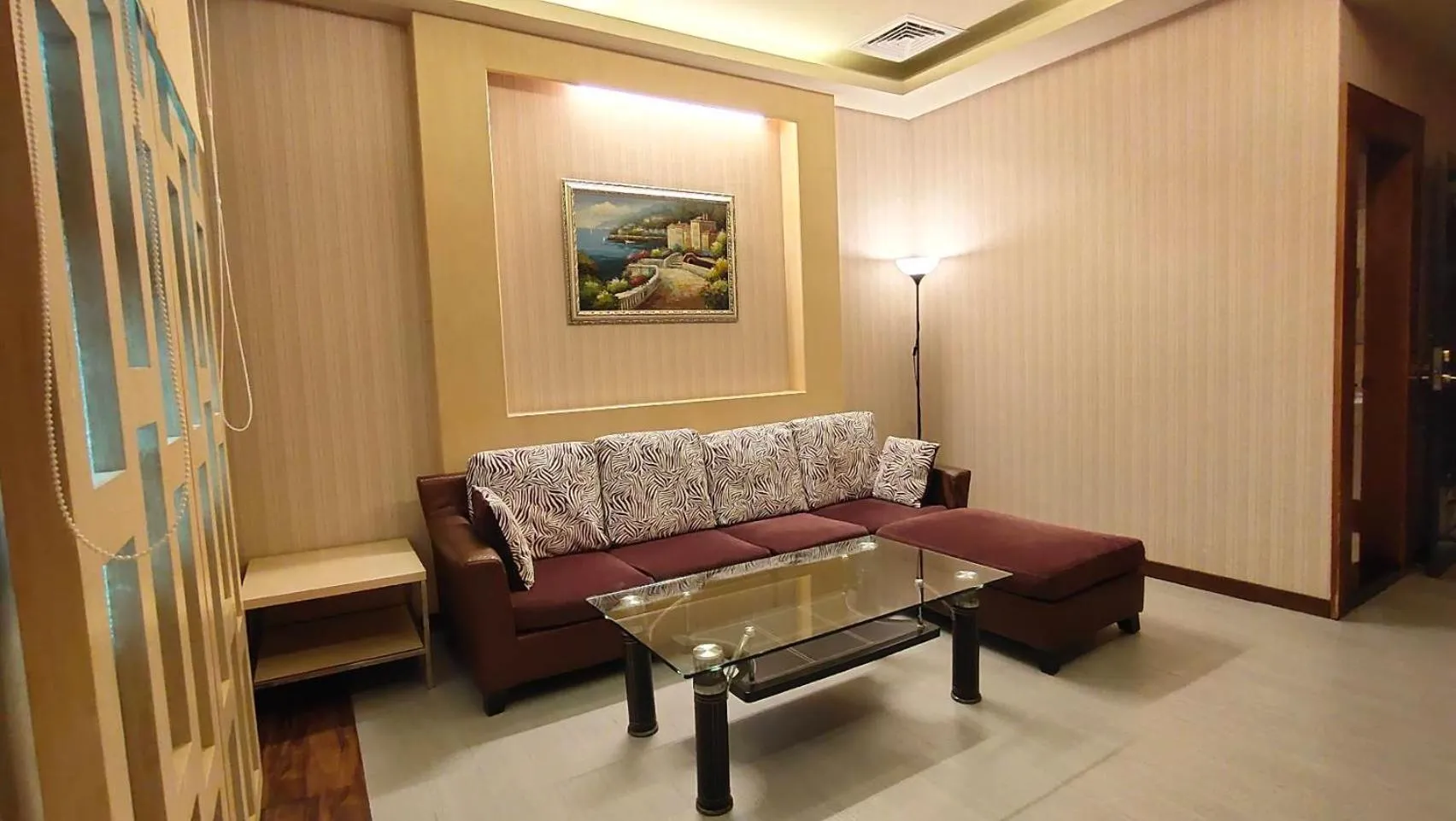 Living room in Jin Yong Quan Spa Hotspring Resort