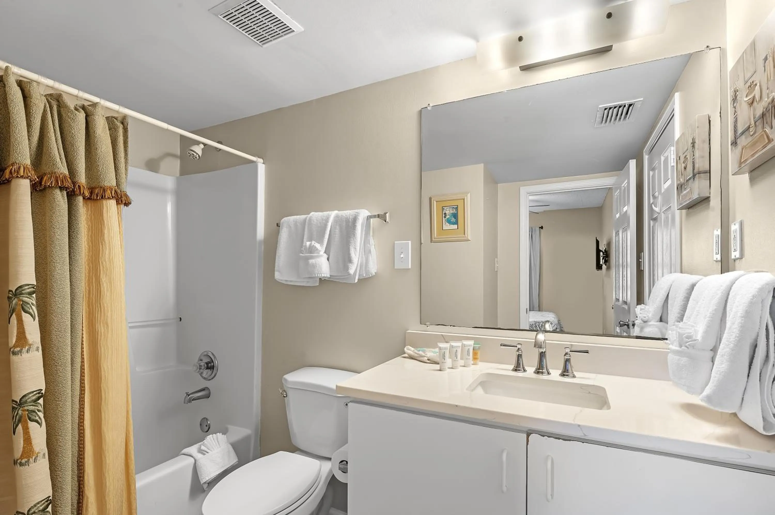 Bathroom in Tradewinds 307