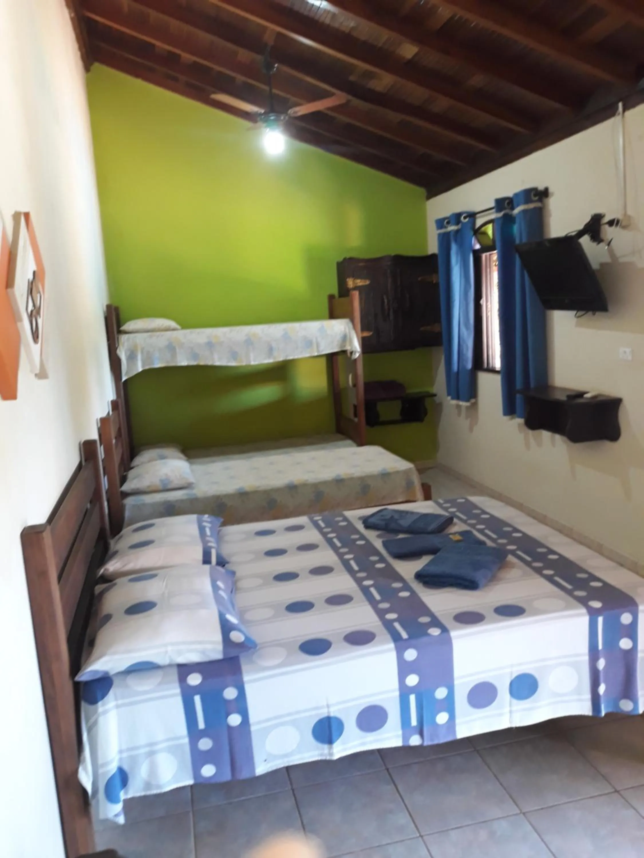 Family Room with Private Bathroom in Pousada Jacare Pepira