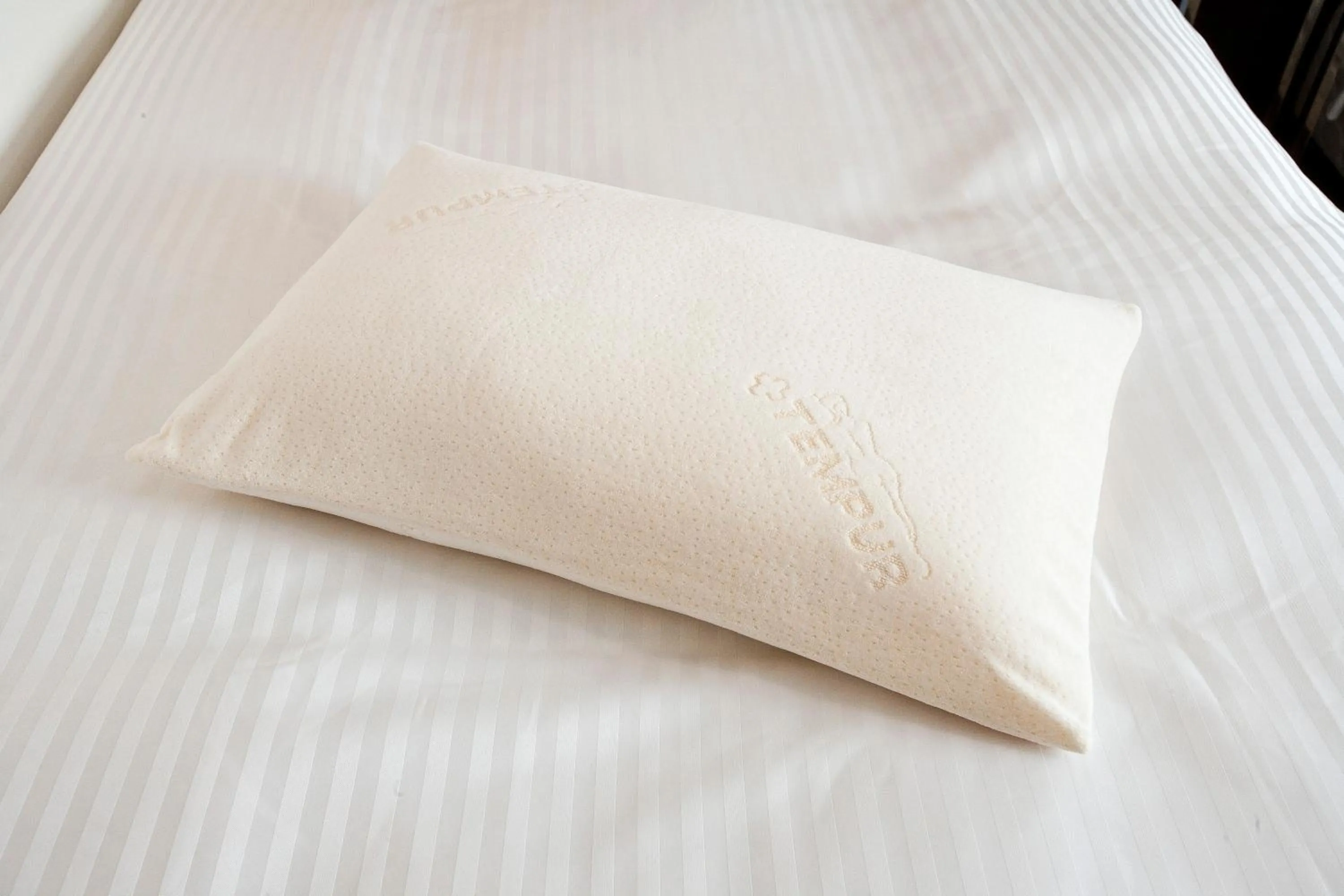 Photo of the whole room, Bed in Sotetsu Fresa Inn Chiba Kashiwa