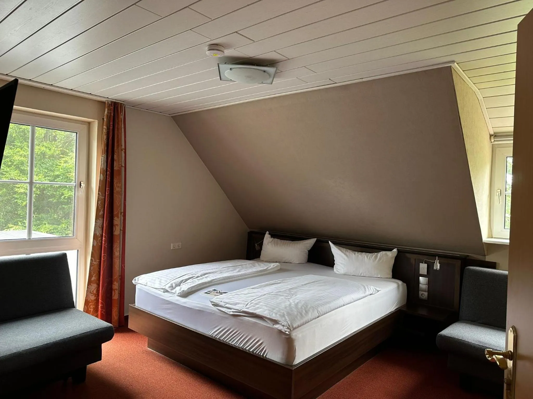 Bed in Hotel Saltenhof