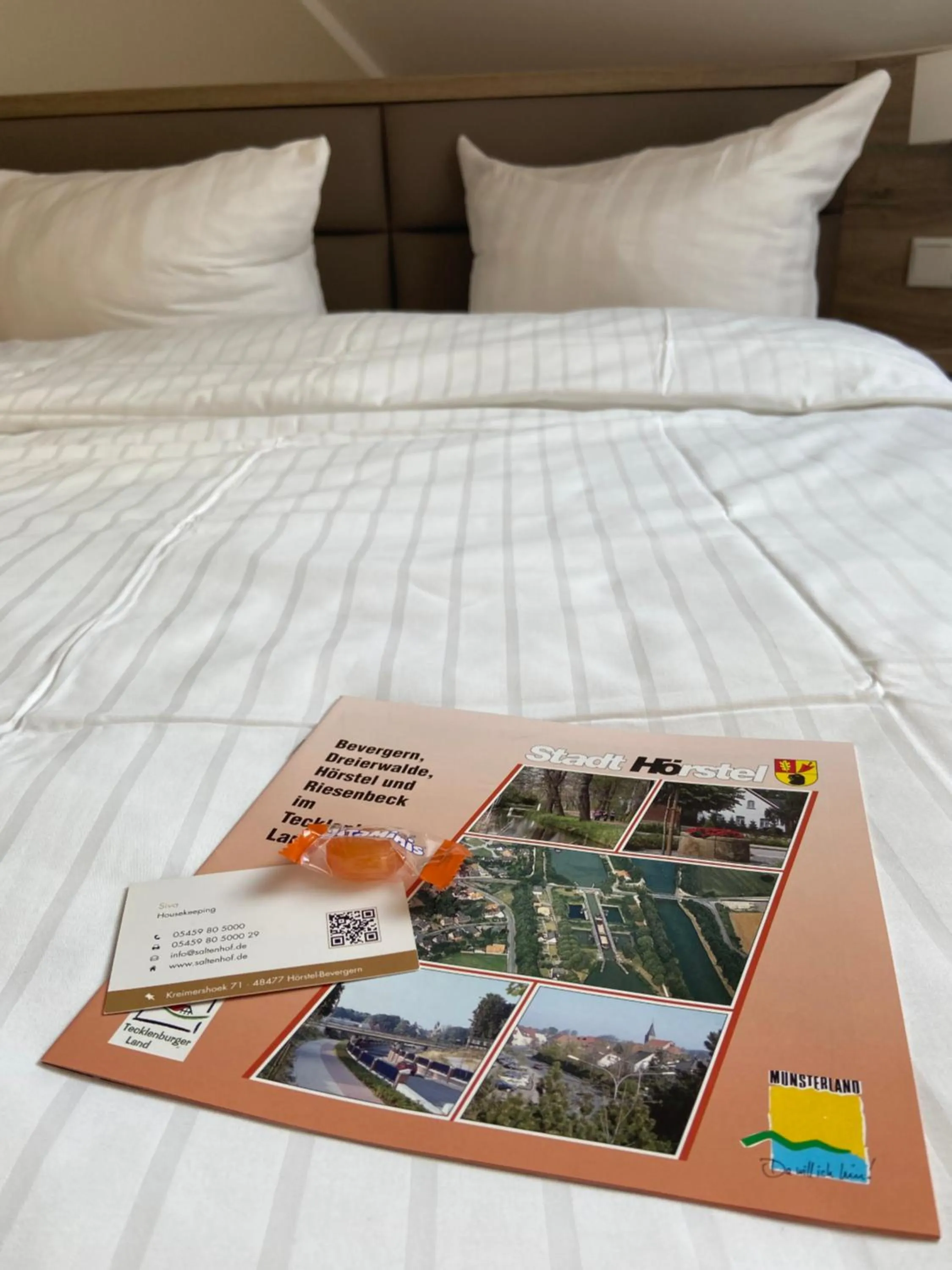 Bed in Hotel Saltenhof