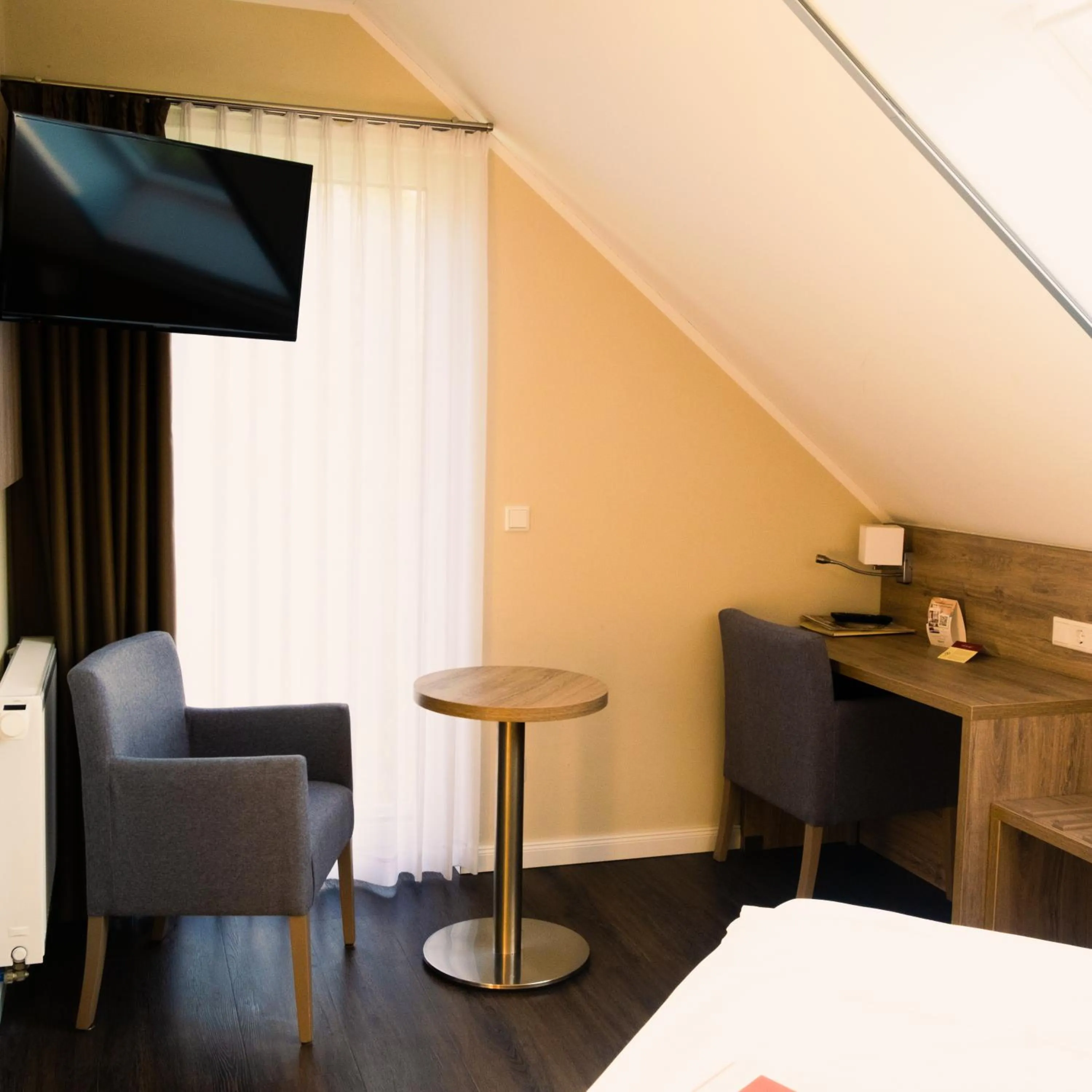 TV and multimedia, Bed in Hotel Saltenhof