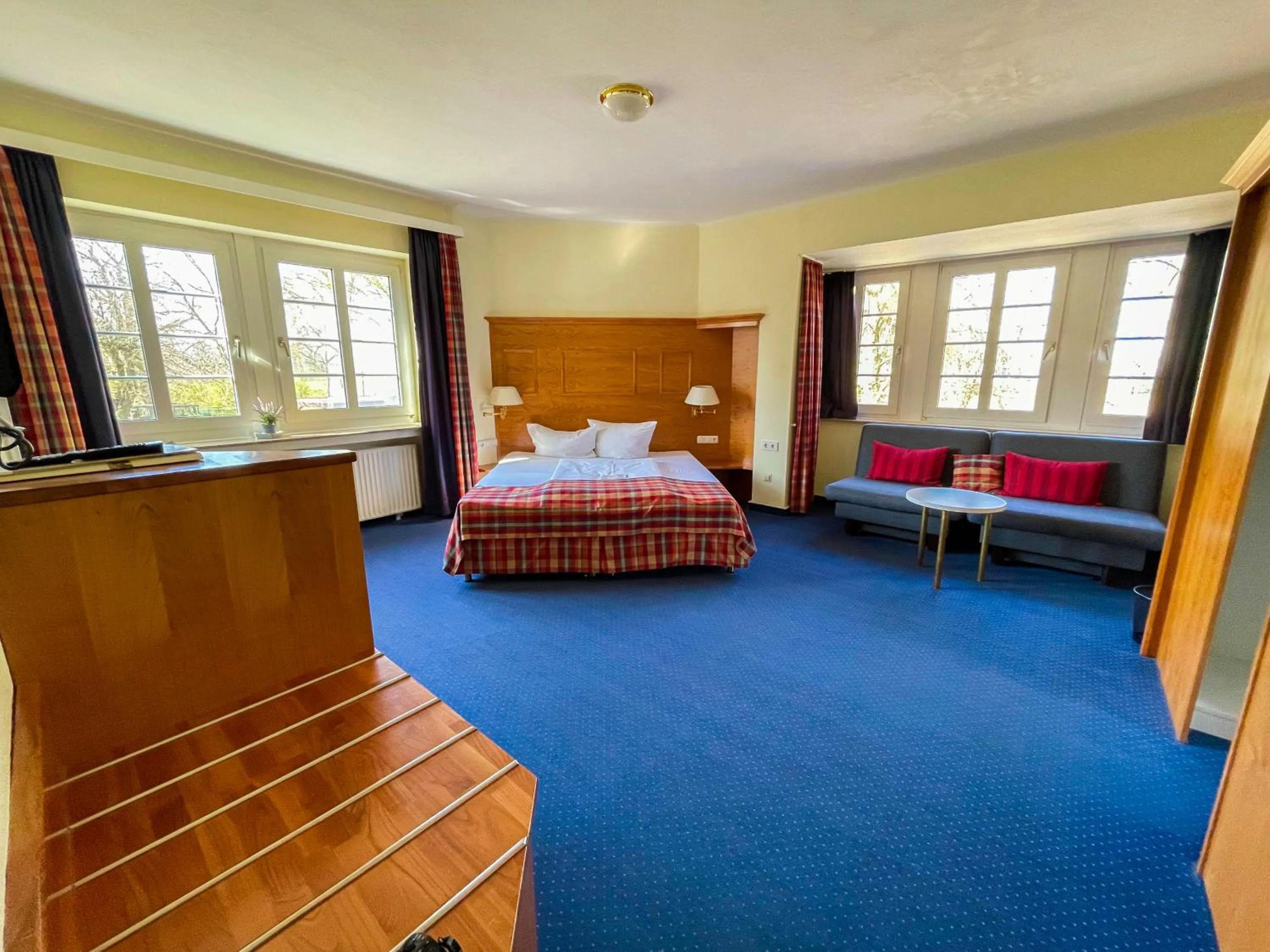 Bedroom, Bed in Hotel Saltenhof