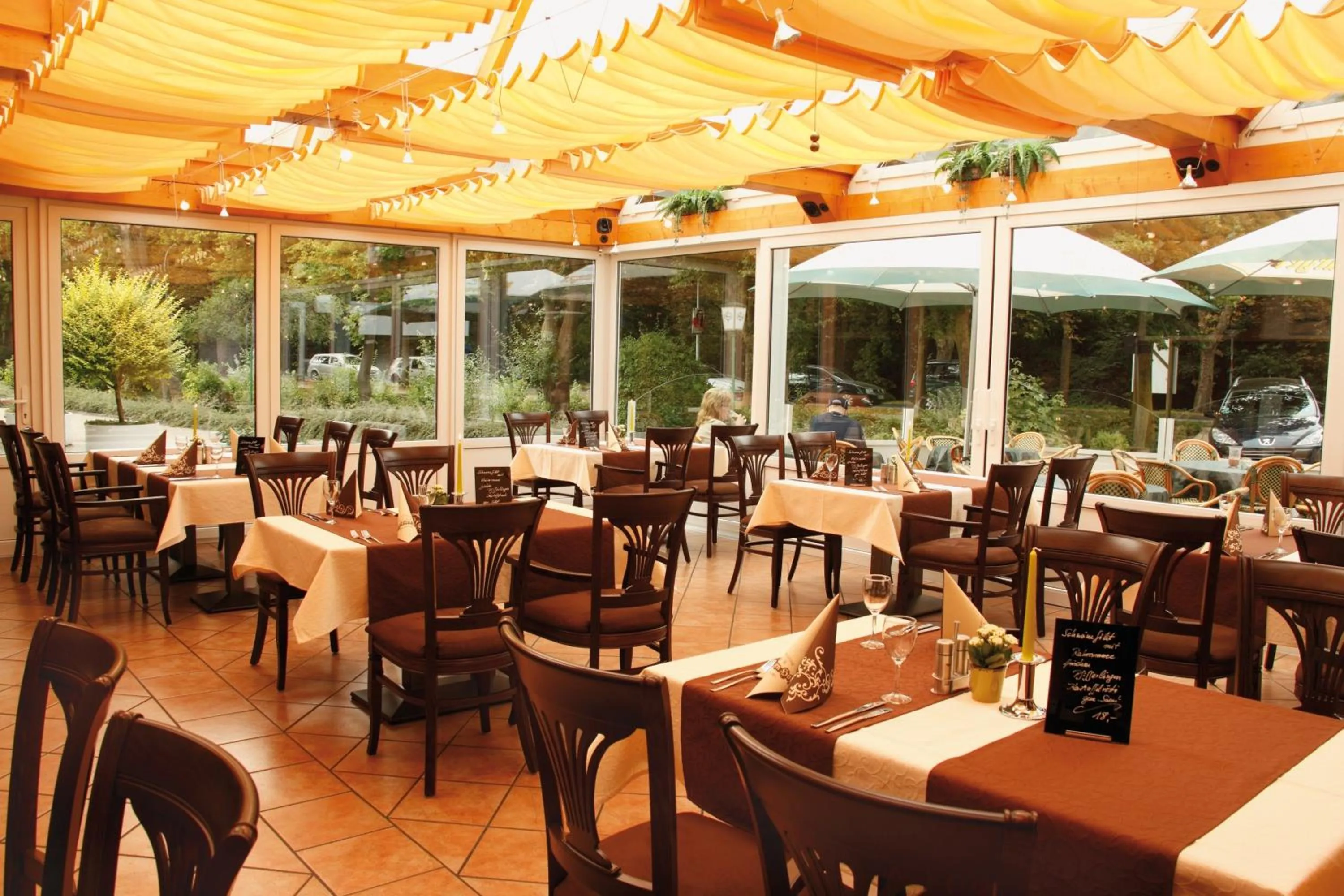 Restaurant/places to eat in Hotel Ostfriesen Hof