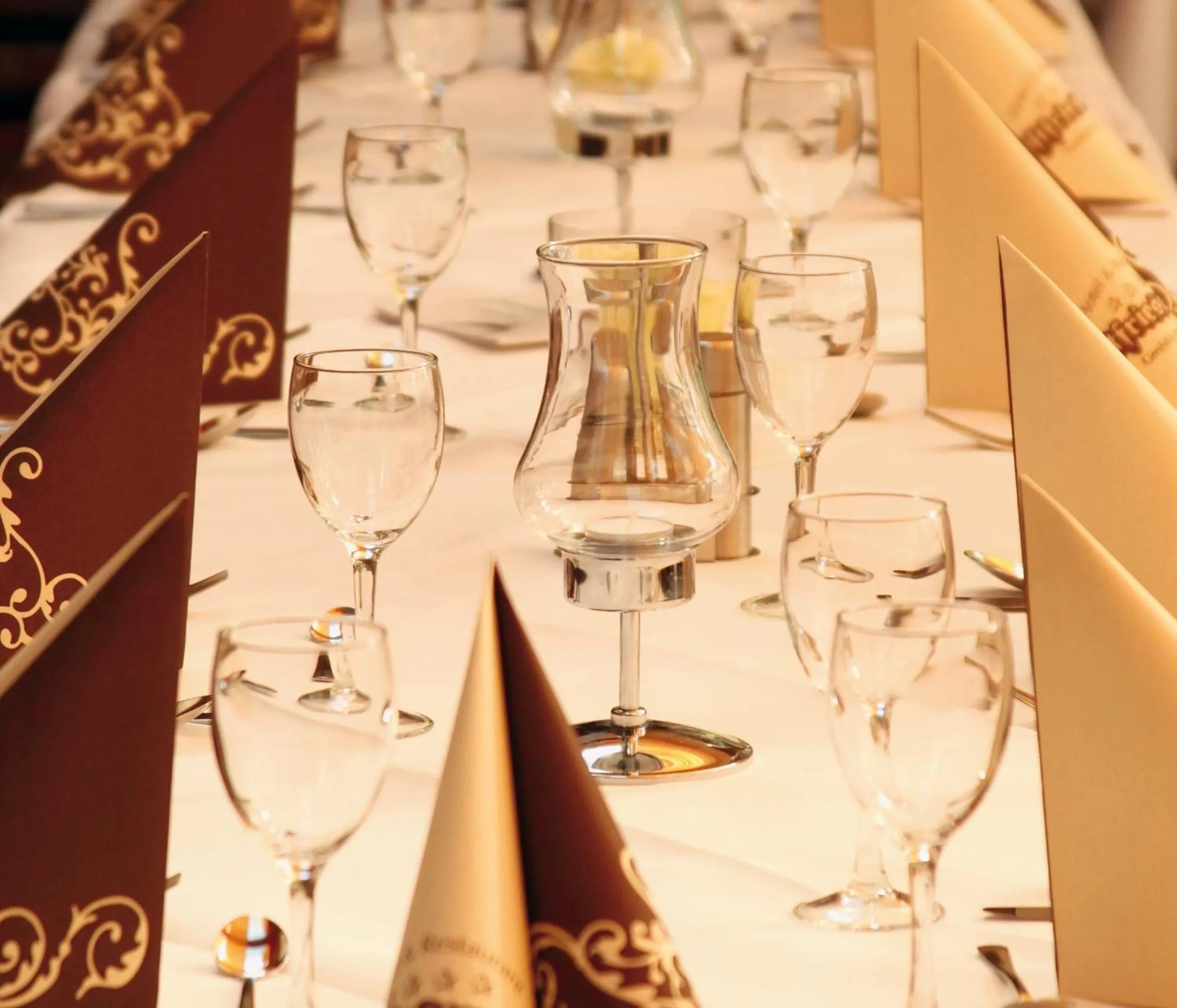 Restaurant/places to eat in Hotel Ostfriesen Hof