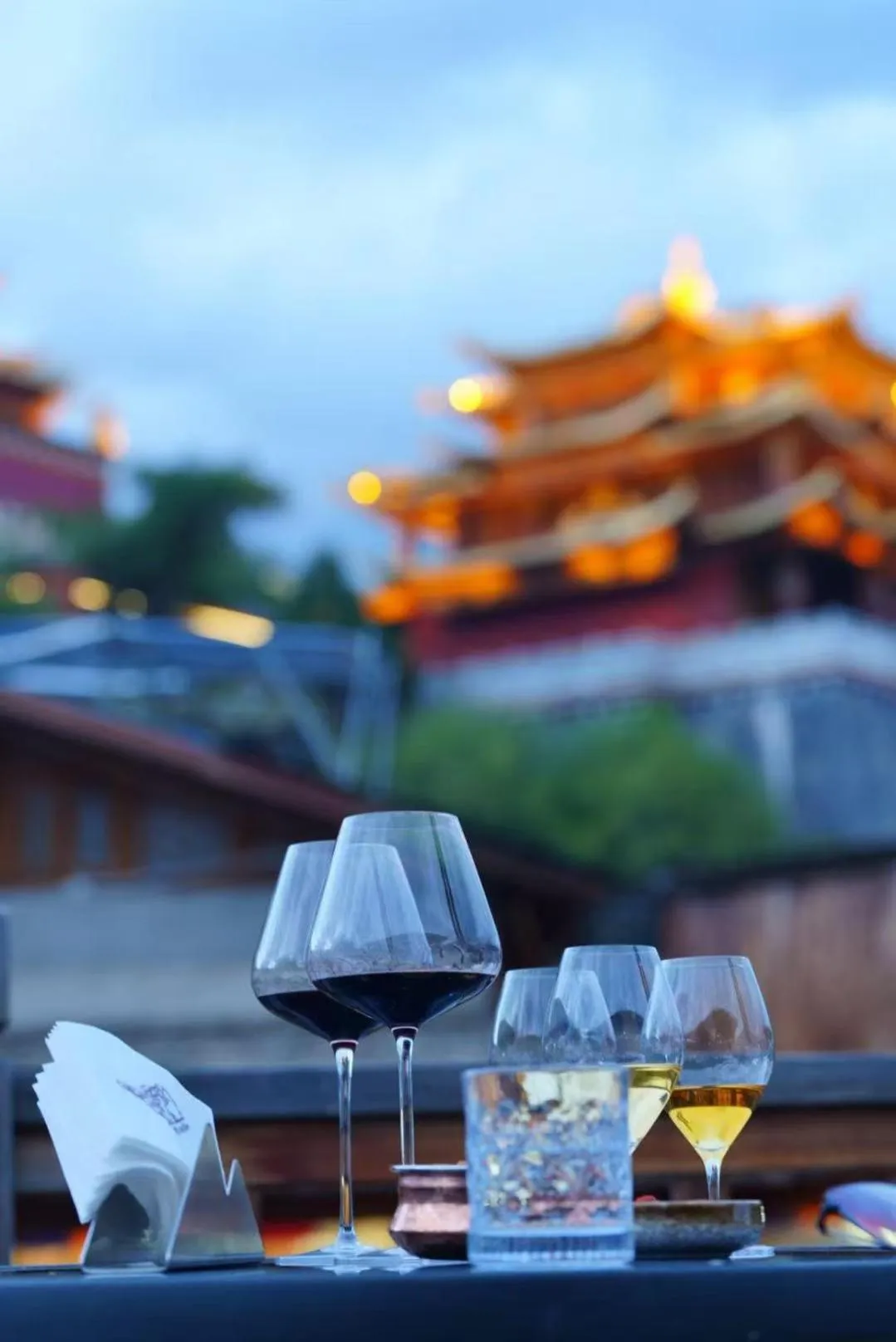 Lounge or bar in Arro Khampa By Zinc Journey Shangri-la