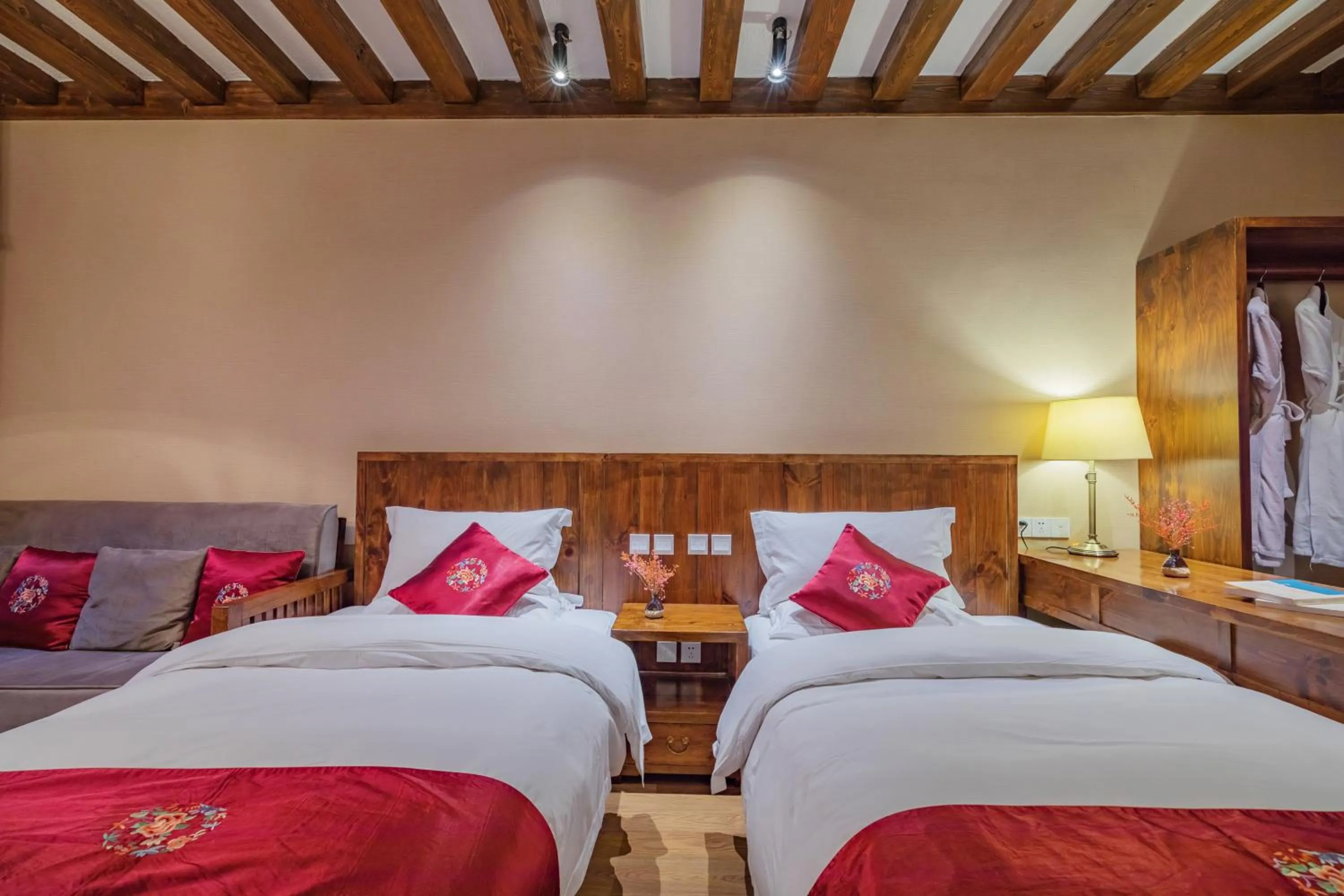 Bed in Arro Khampa By Zinc Journey Shangri-la