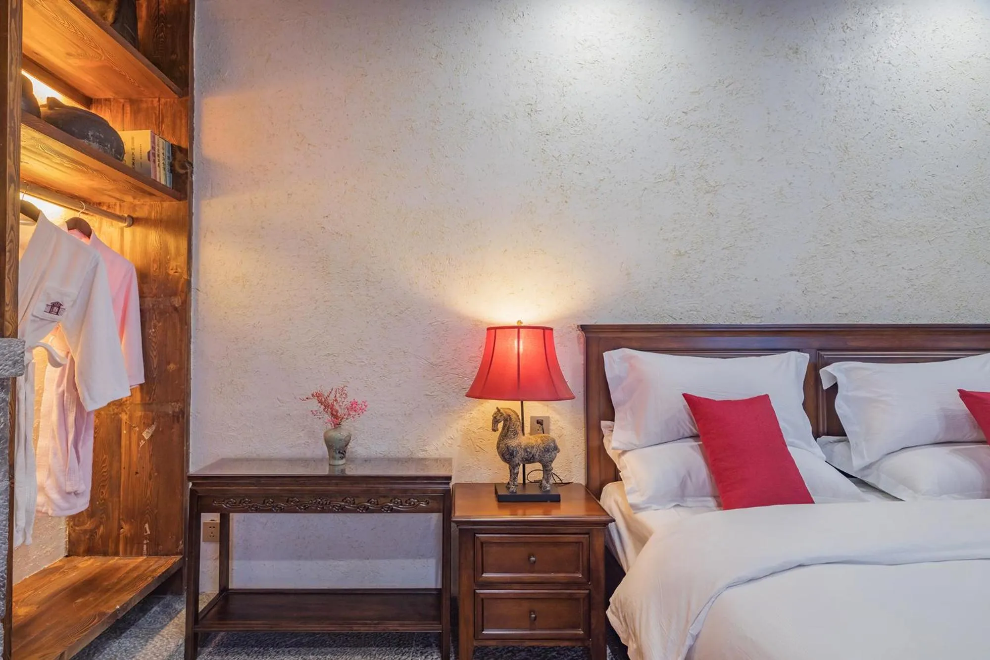 Bedroom, Bed in Arro Khampa By Zinc Journey Shangri-la