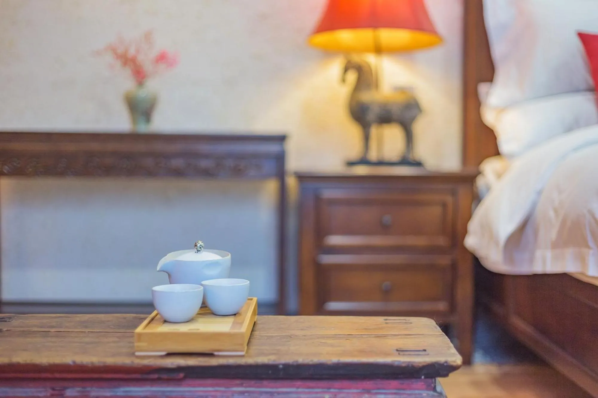 Drinks, Bed in Arro Khampa By Zinc Journey Shangri-la