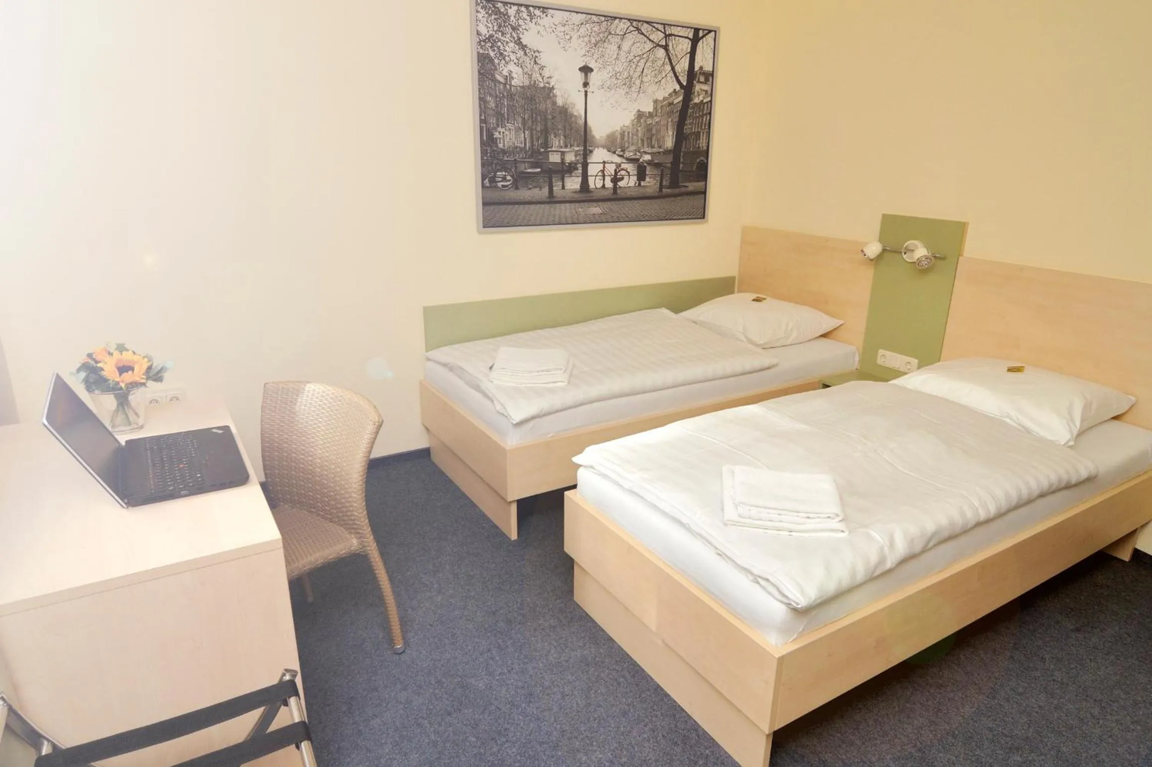 Photo of the whole room, Bed in Best Deal Airporthotel Weeze