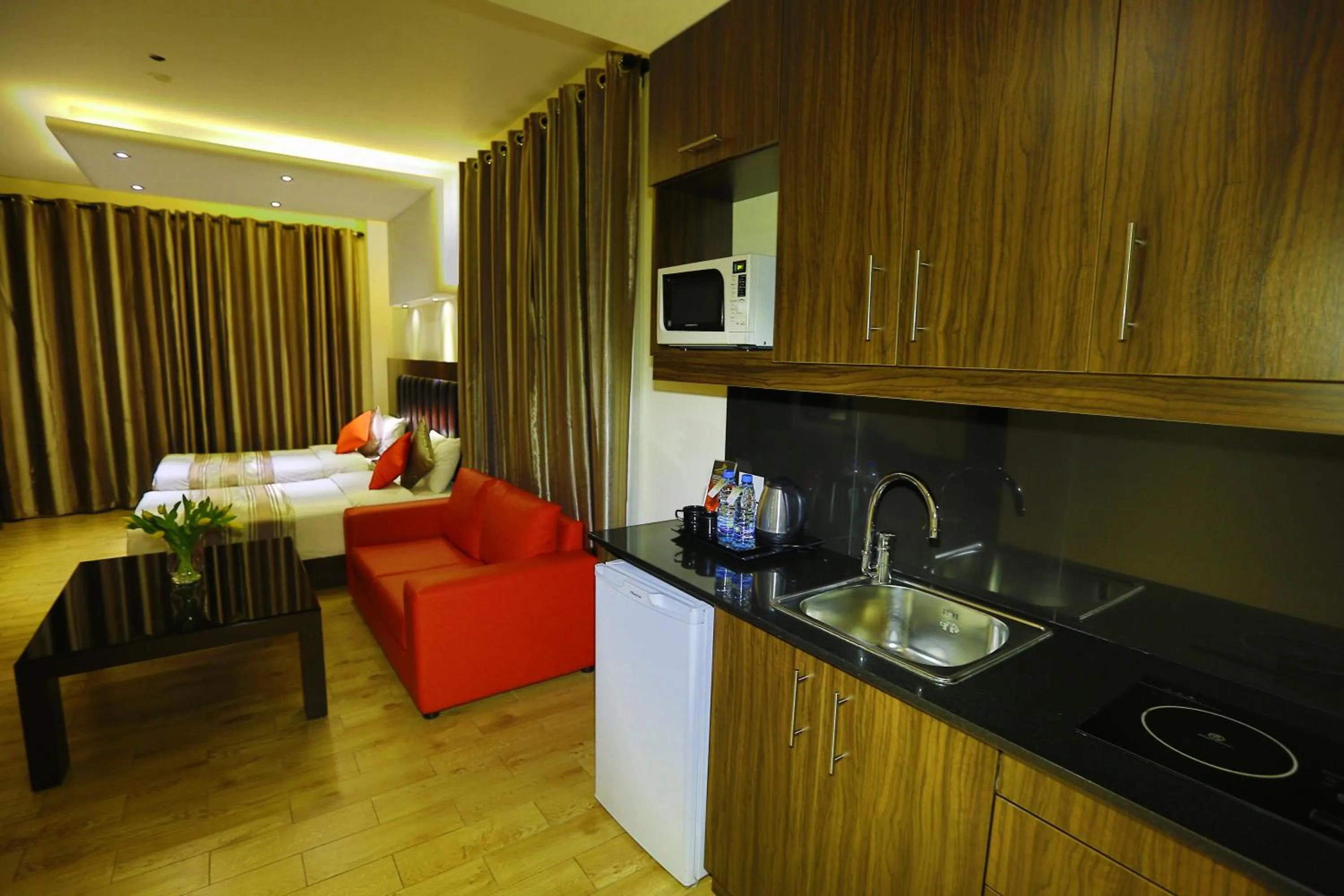 Kitchen or kitchenette in Jounieh Suites Boutique Hotel
