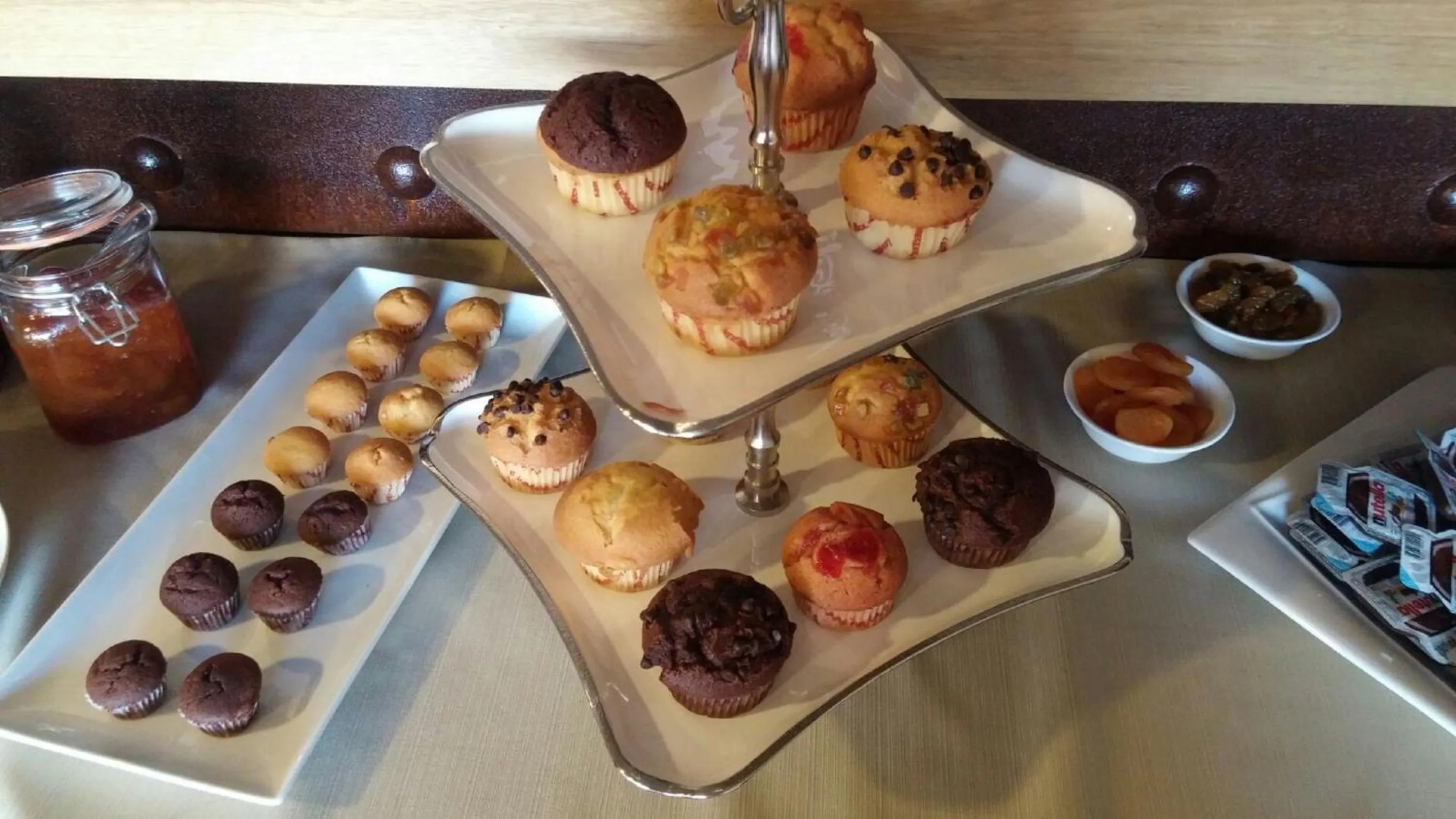 Buffet breakfast in Jounieh Suites Boutique Hotel