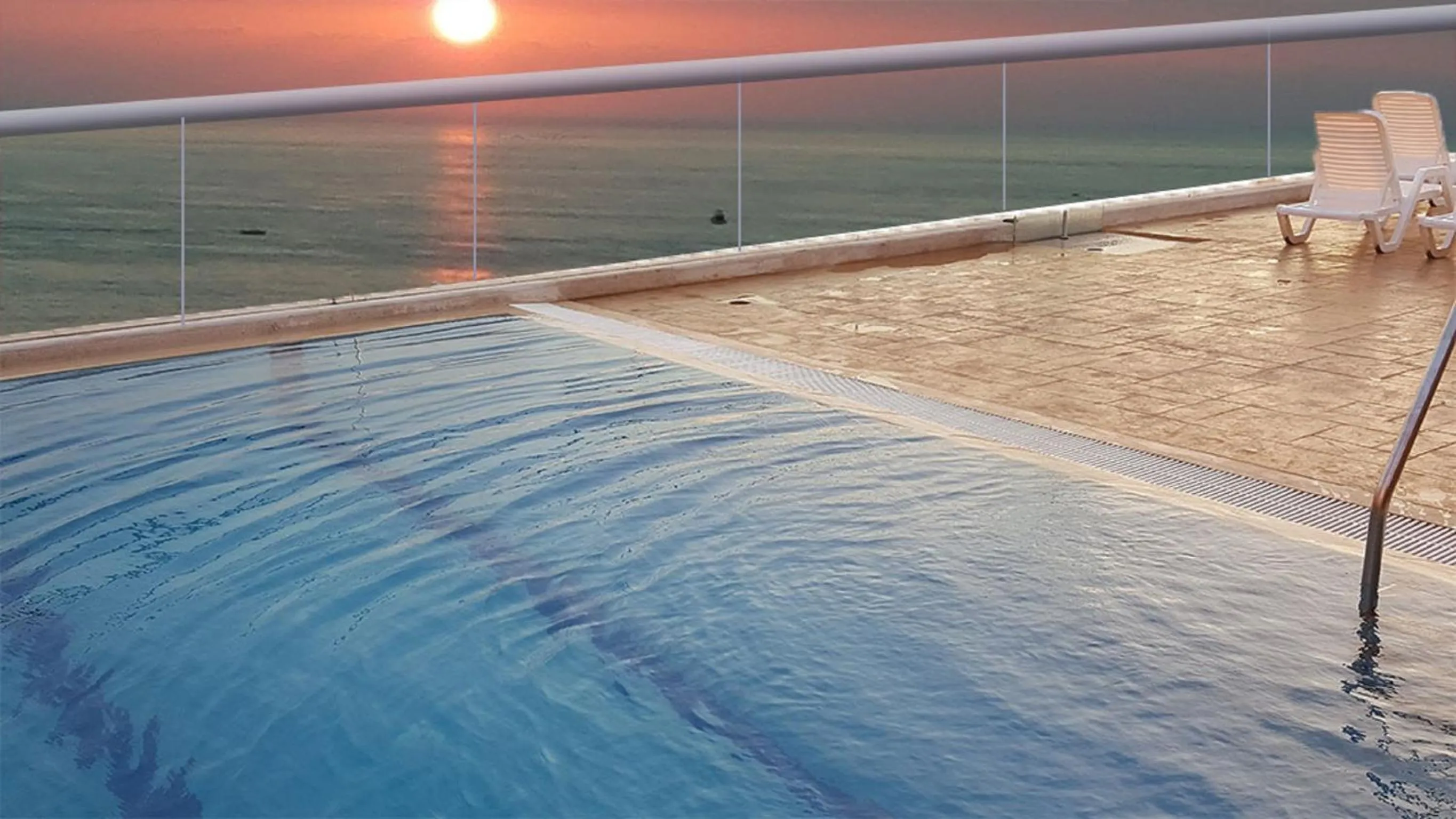 Swimming pool in Jounieh Suites Boutique Hotel