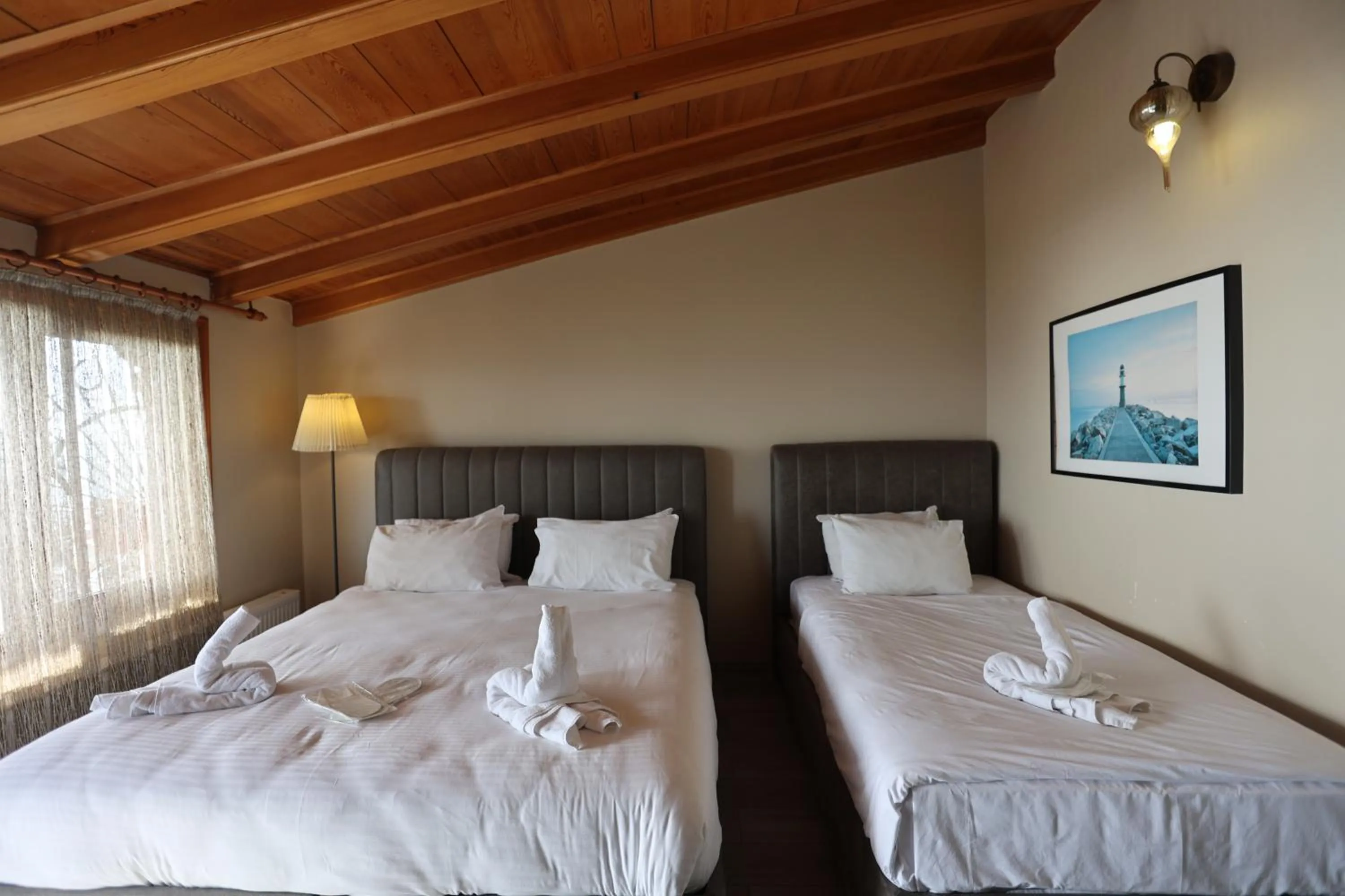 Bed in Cheers Lighthouse