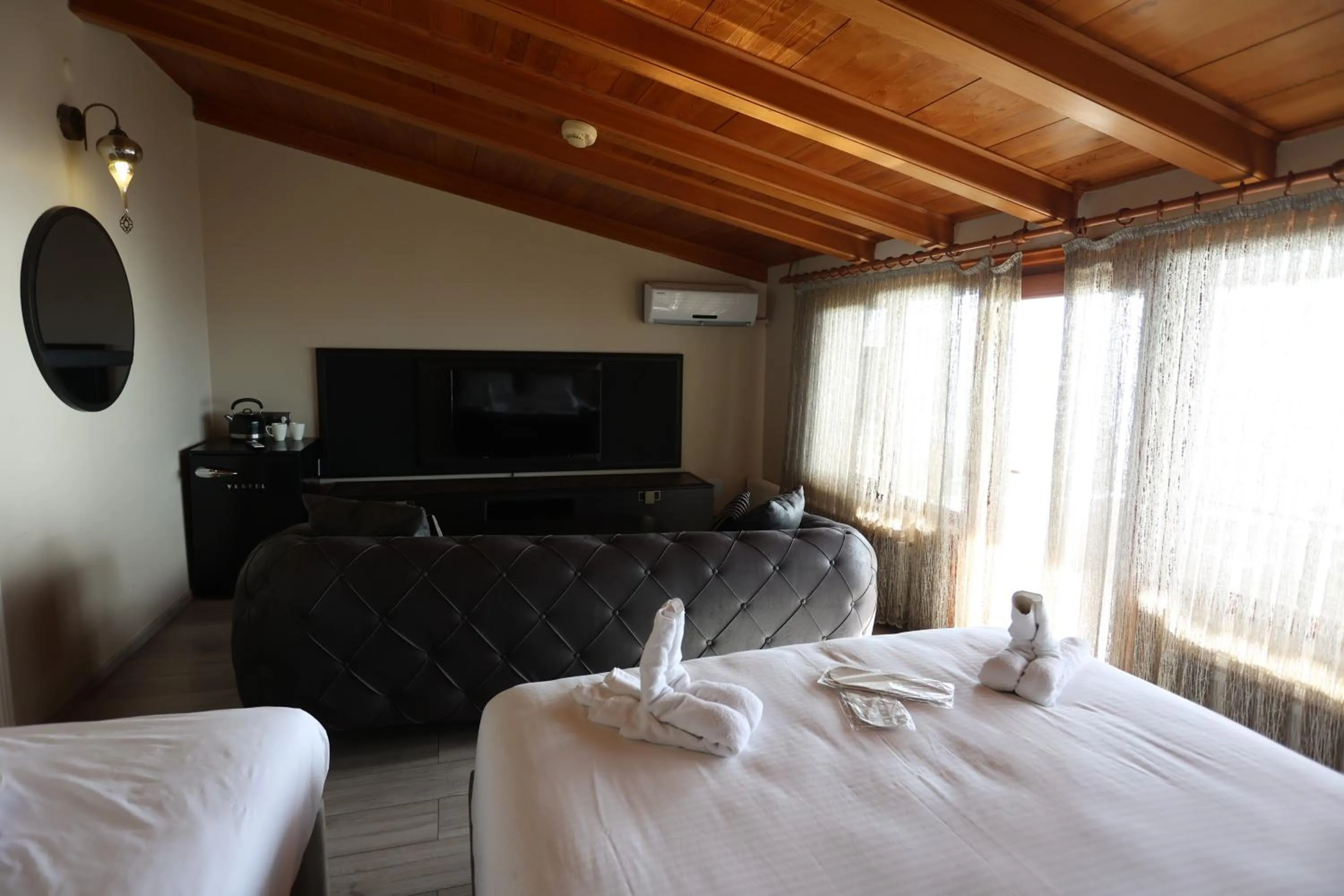 Bed in Cheers Lighthouse