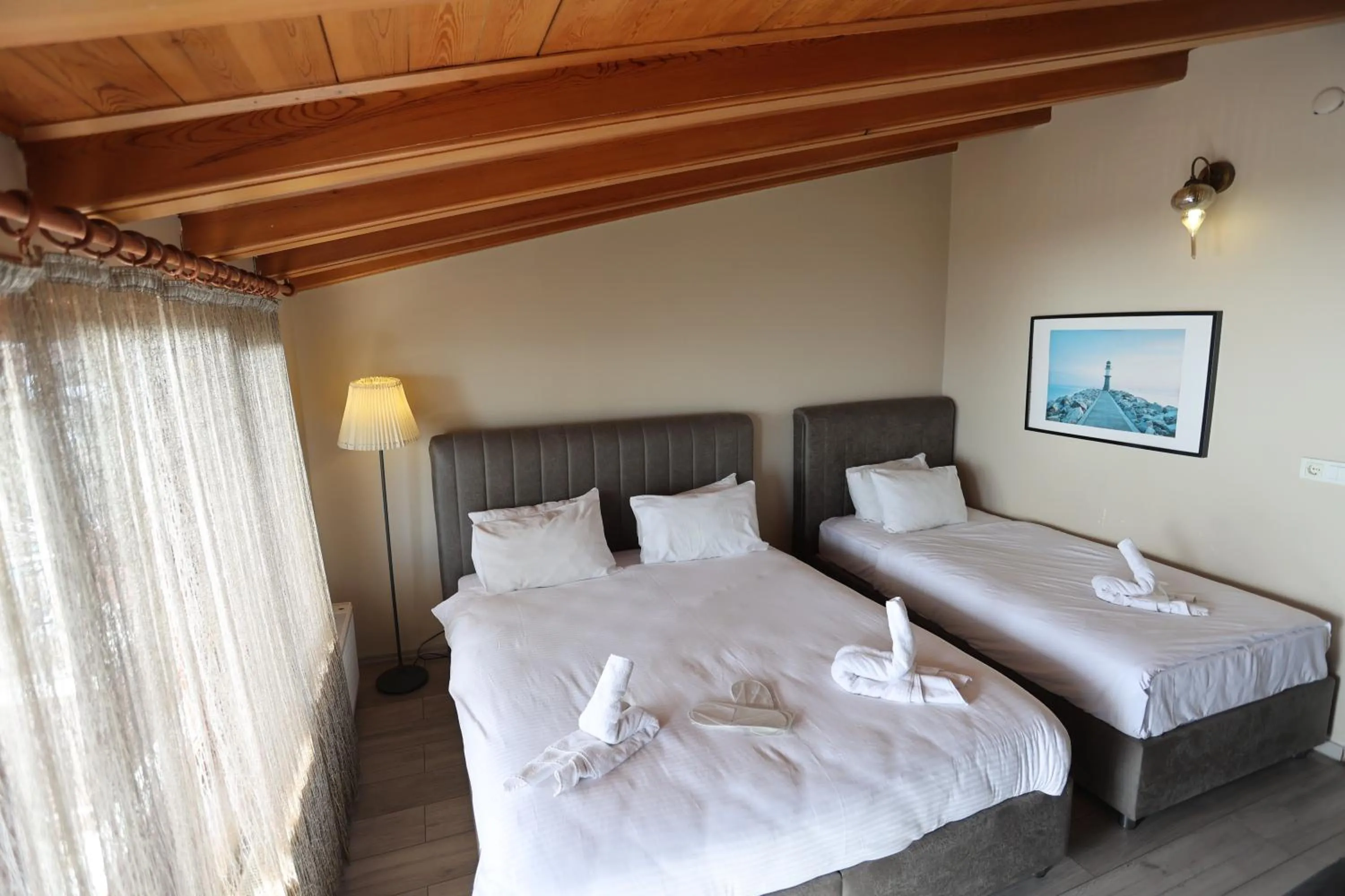 Bed in Cheers Lighthouse