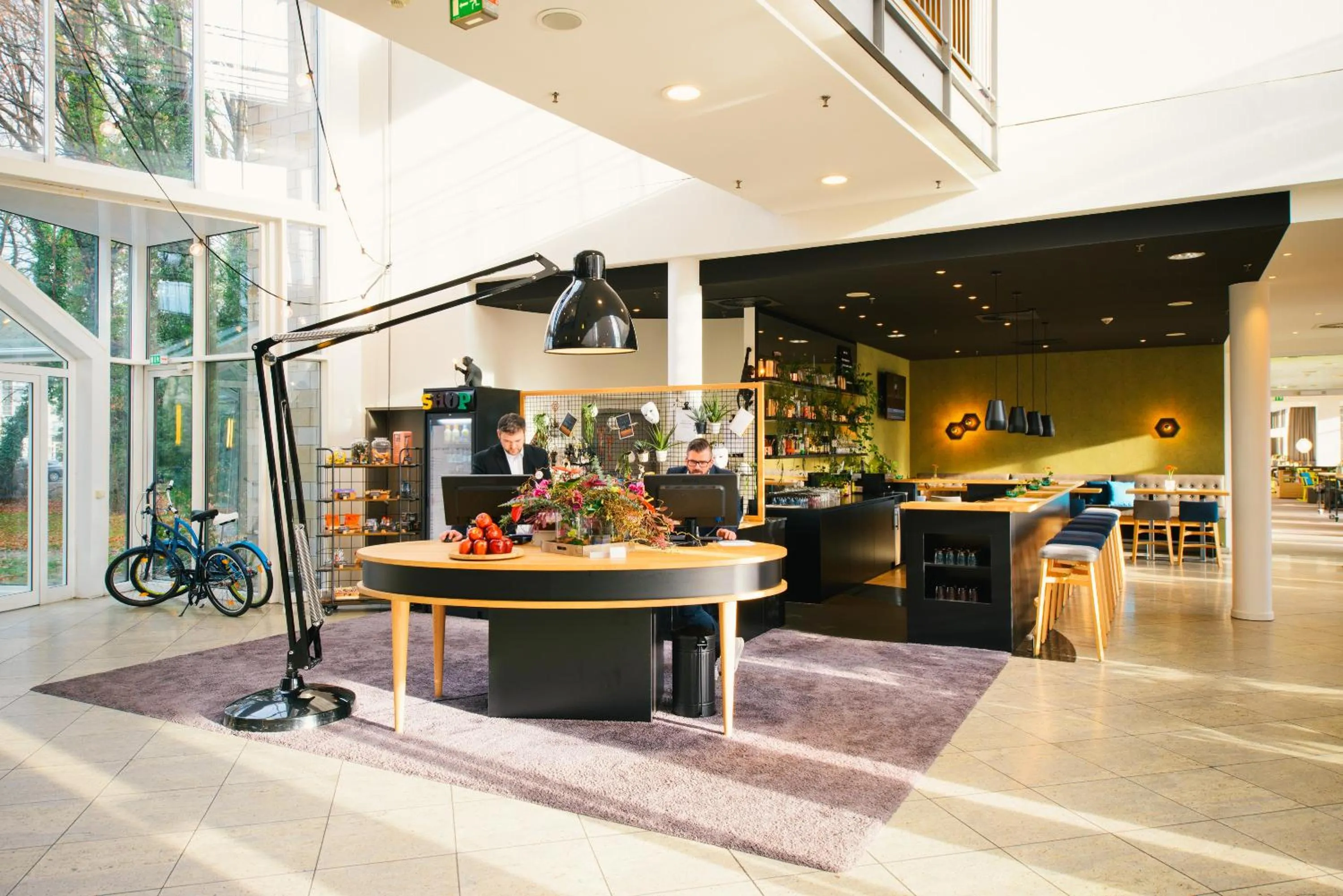 Lobby or reception in Vienna House Easy by Wyndham Bad Oeynhausen